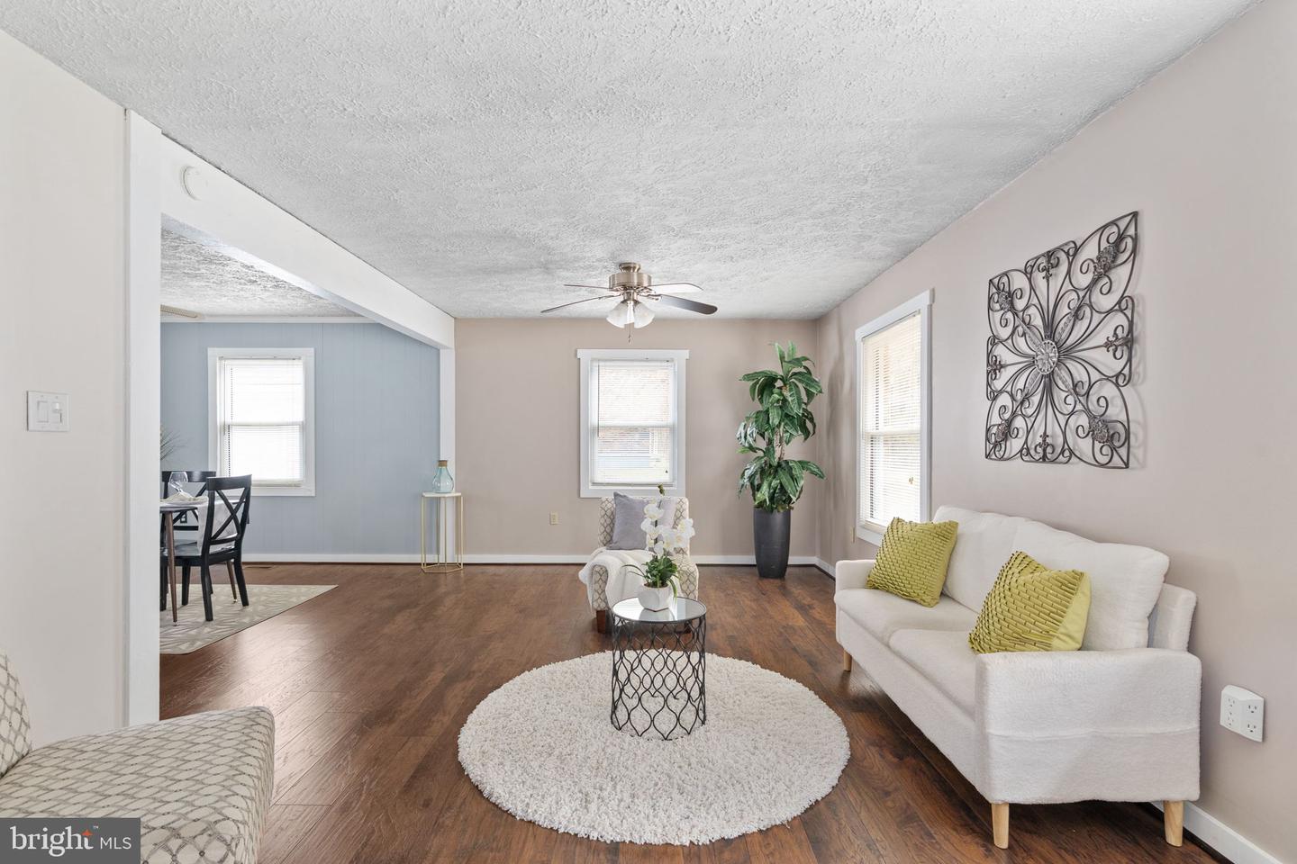 1758 KINGSLAND RD, RICHMOND, Virginia 23231, 3 Bedrooms Bedrooms, ,1 BathroomBathrooms,Residential,For sale,1758 KINGSLAND RD,VAHN2001120 MLS # VAHN2001120 1758 KINGSLAND RD, RICHMOND, Virginia 23231, 3 Bedrooms Bedrooms, ,1 BathroomBathrooms,Residential,For sale,1758 KINGSLAND RD,VAHN2001120 MLS # VAHN2001120