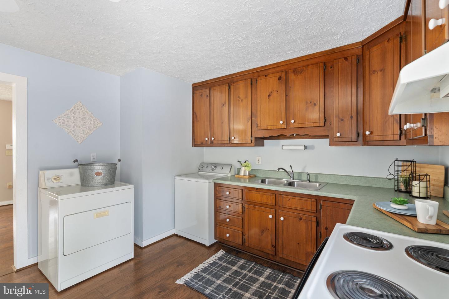 1758 KINGSLAND RD, RICHMOND, Virginia 23231, 3 Bedrooms Bedrooms, ,1 BathroomBathrooms,Residential,For sale,1758 KINGSLAND RD,VAHN2001120 MLS # VAHN2001120 1758 KINGSLAND RD, RICHMOND, Virginia 23231, 3 Bedrooms Bedrooms, ,1 BathroomBathrooms,Residential,For sale,1758 KINGSLAND RD,VAHN2001120 MLS # VAHN2001120