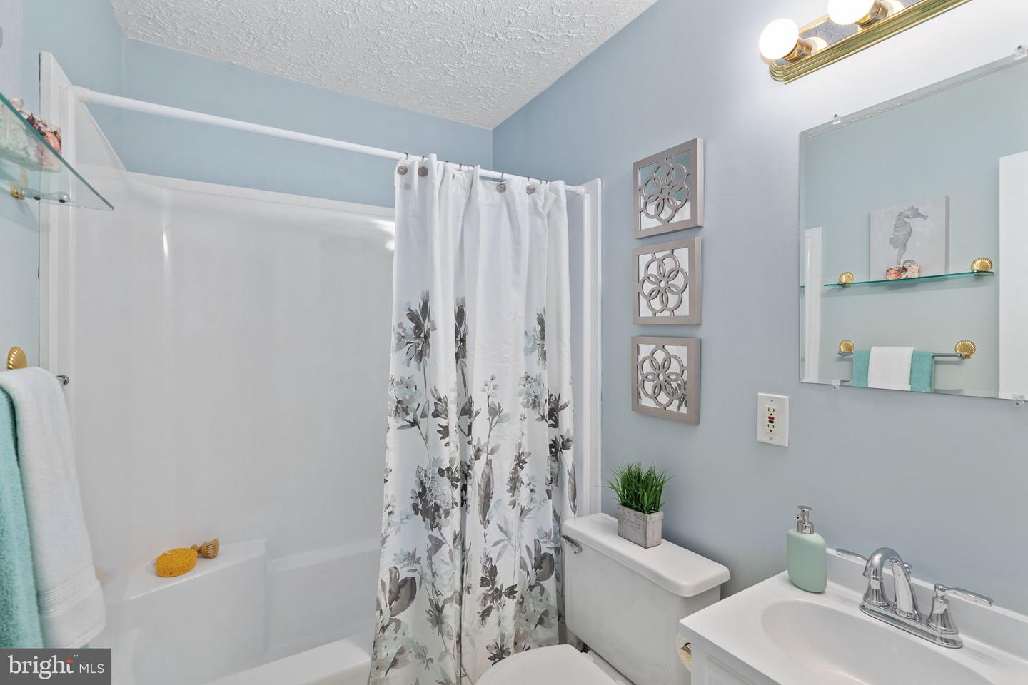 1758 KINGSLAND RD, RICHMOND, Virginia 23231, 3 Bedrooms Bedrooms, ,1 BathroomBathrooms,Residential,For sale,1758 KINGSLAND RD,VAHN2001120 MLS # VAHN2001120 1758 KINGSLAND RD, RICHMOND, Virginia 23231, 3 Bedrooms Bedrooms, ,1 BathroomBathrooms,Residential,For sale,1758 KINGSLAND RD,VAHN2001120 MLS # VAHN2001120