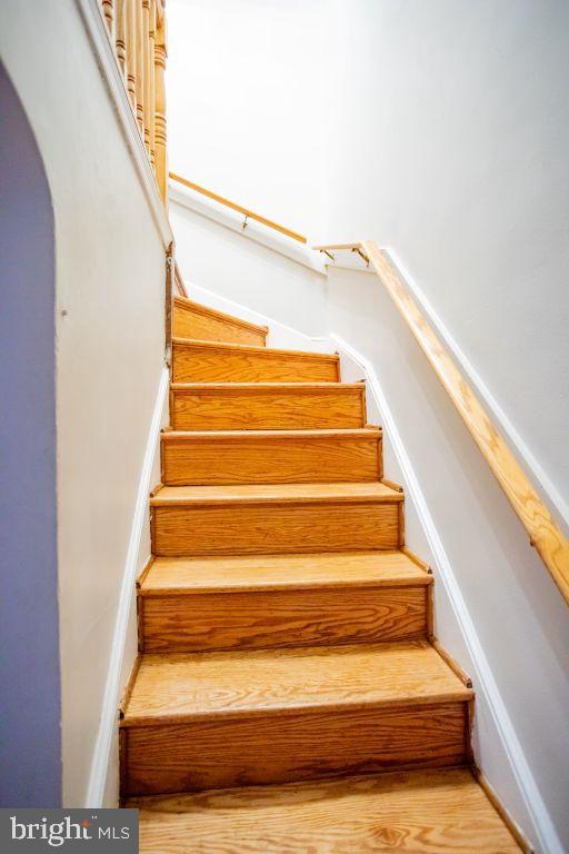 3913 Q ST SE, WASHINGTON, District Of Columbia 20020, 3 Bedrooms Bedrooms, 9 Rooms Rooms,2 BathroomsBathrooms,Residential,For sale,3913 Q ST SE,DCDC2233608 MLS # DCDC2233608 3913 Q ST SE, WASHINGTON, District Of Columbia 20020, 3 Bedrooms Bedrooms, 9 Rooms Rooms,2 BathroomsBathrooms,Residential,For sale,3913 Q ST SE,DCDC2233608 MLS # DCDC2233608