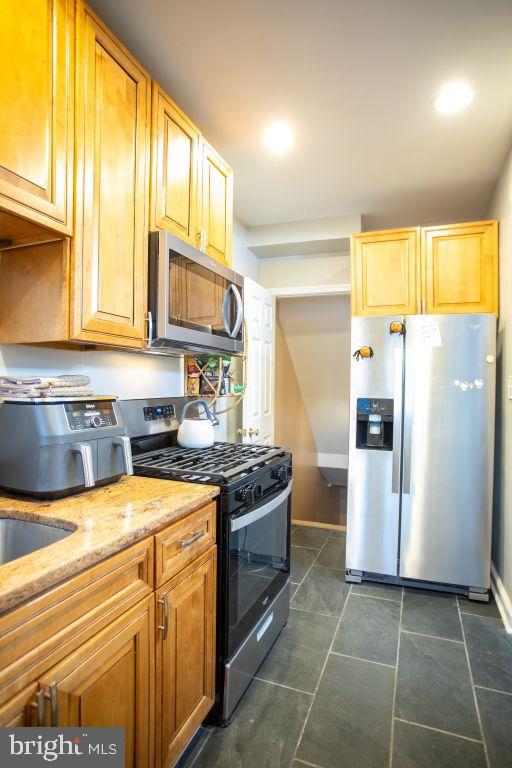 3913 Q ST SE, WASHINGTON, District Of Columbia 20020, 3 Bedrooms Bedrooms, 9 Rooms Rooms,2 BathroomsBathrooms,Residential,For sale,3913 Q ST SE,DCDC2233608 MLS # DCDC2233608 3913 Q ST SE, WASHINGTON, District Of Columbia 20020, 3 Bedrooms Bedrooms, 9 Rooms Rooms,2 BathroomsBathrooms,Residential,For sale,3913 Q ST SE,DCDC2233608 MLS # DCDC2233608