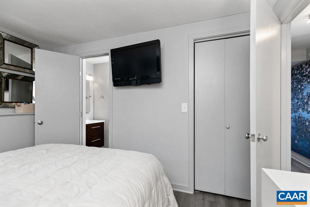 113 EAGLES CT CONDOS, WINTERGREEN RESORT, Virginia 22967, 2 Bedrooms Bedrooms, ,1 BathroomBathrooms,Residential,For sale,113 EAGLES CT CONDOS,671797 MLS # 671797 113 EAGLES CT CONDOS, WINTERGREEN RESORT, Virginia 22967, 2 Bedrooms Bedrooms, ,1 BathroomBathrooms,Residential,For sale,113 EAGLES CT CONDOS,671797 MLS # 671797