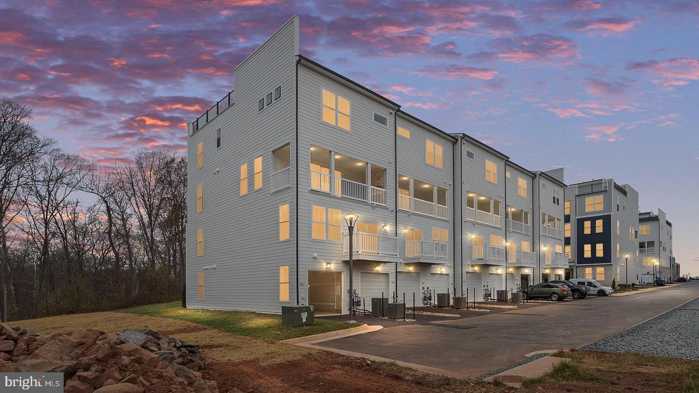 20821 CLOONGEE TER, DULLES, Virginia 20166, 3 Bedrooms Bedrooms, ,2 BathroomsBathrooms,Residential,For sale,20821 CLOONGEE TER,VALO2112286 MLS # VALO2112286 20821 CLOONGEE TER, DULLES, Virginia 20166, 3 Bedrooms Bedrooms, ,2 BathroomsBathrooms,Residential,For sale,20821 CLOONGEE TER,VALO2112286 MLS # VALO2112286