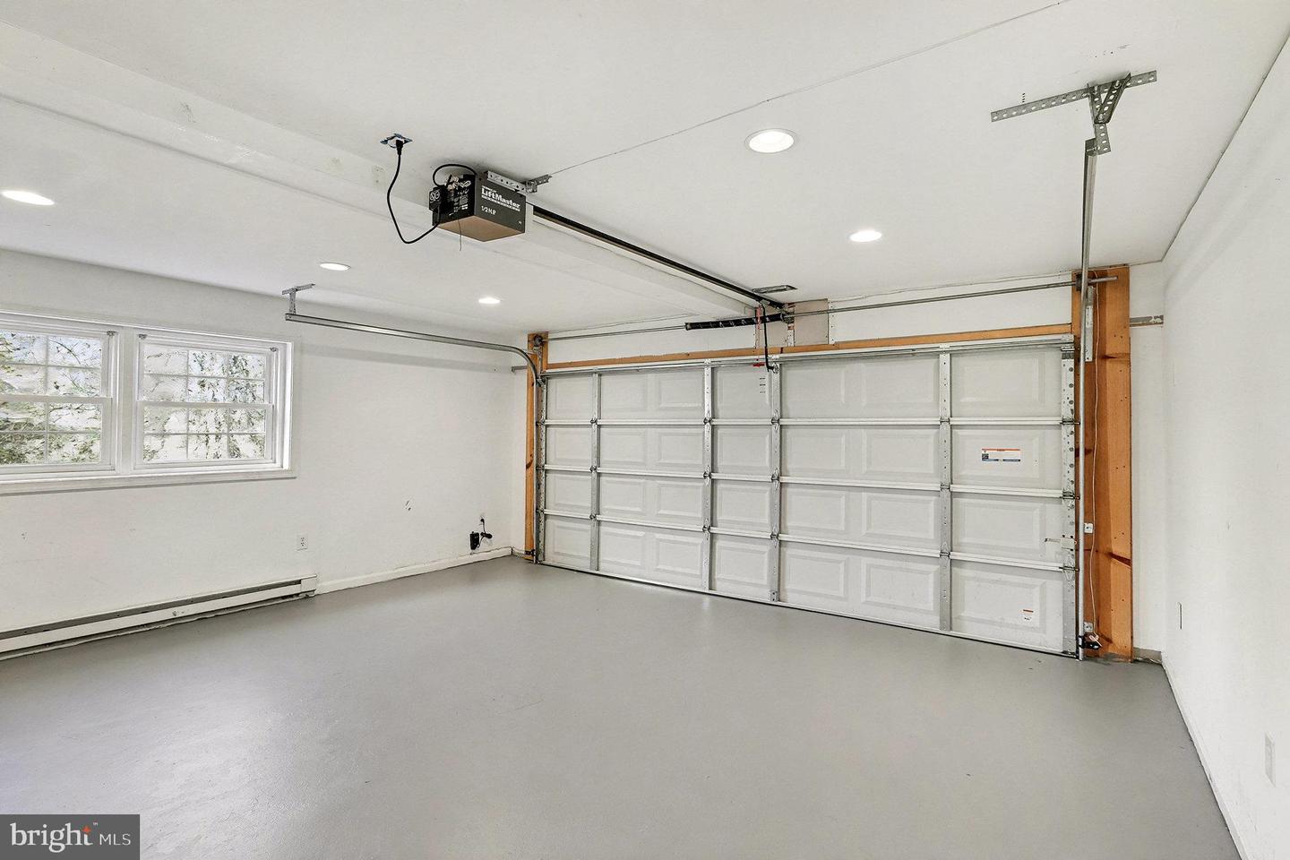 18316 CABIN RD, TRIANGLE, Virginia 22172, 4 Bedrooms Bedrooms, 17 Rooms Rooms,3 BathroomsBathrooms,Residential,For sale,18316 CABIN RD,VAPW2109014 MLS # VAPW2109014 18316 CABIN RD, TRIANGLE, Virginia 22172, 4 Bedrooms Bedrooms, 17 Rooms Rooms,3 BathroomsBathrooms,Residential,For sale,18316 CABIN RD,VAPW2109014 MLS # VAPW2109014