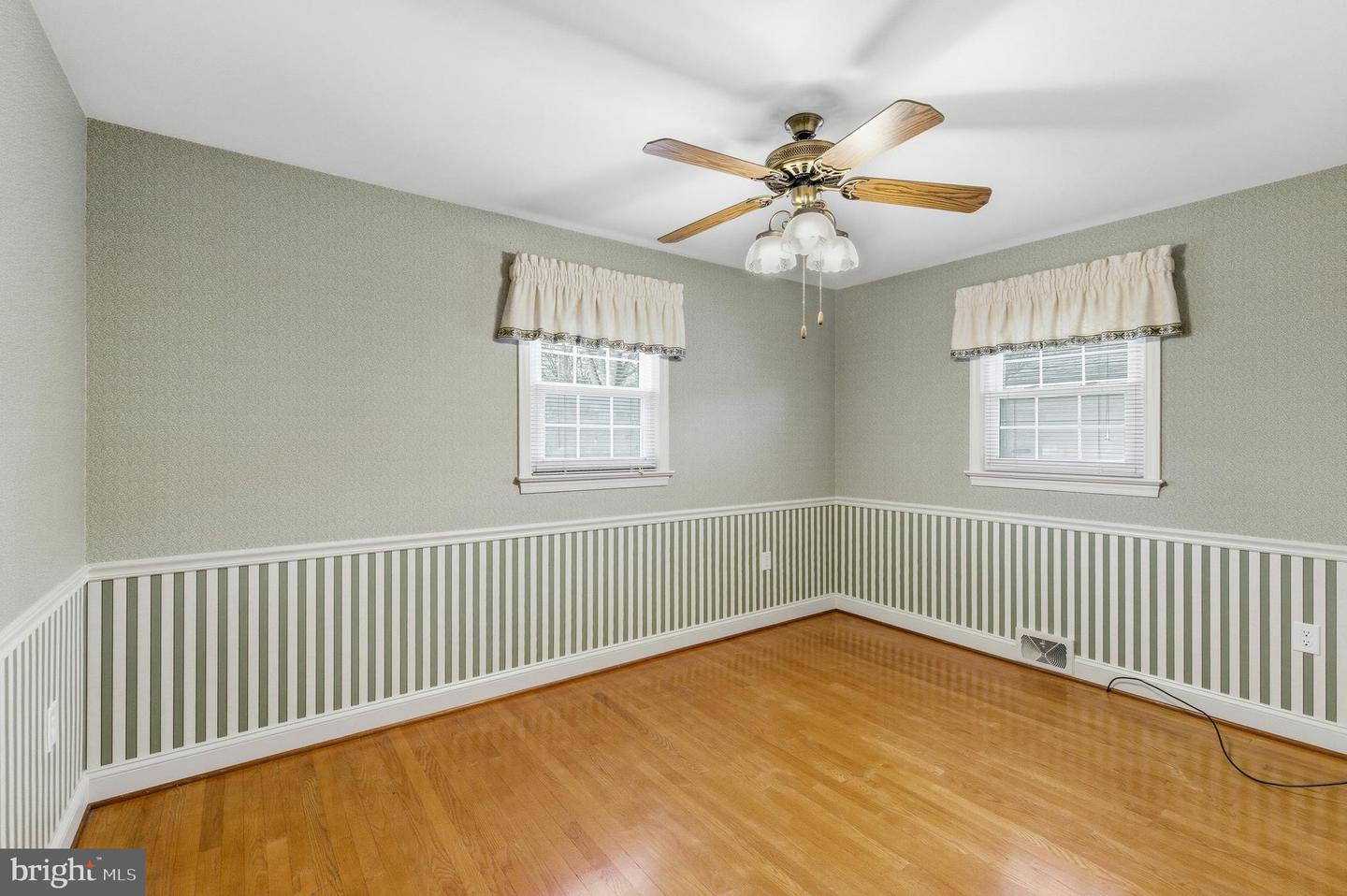 410 W NORTH ST, WOODSTOCK, Virginia 22664, 3 Bedrooms Bedrooms, 4 Rooms Rooms,1 BathroomBathrooms,Residential,For sale,410 W NORTH ST,VASH2013190 MLS # VASH2013190 410 W NORTH ST, WOODSTOCK, Virginia 22664, 3 Bedrooms Bedrooms, 4 Rooms Rooms,1 BathroomBathrooms,Residential,For sale,410 W NORTH ST,VASH2013190 MLS # VASH2013190