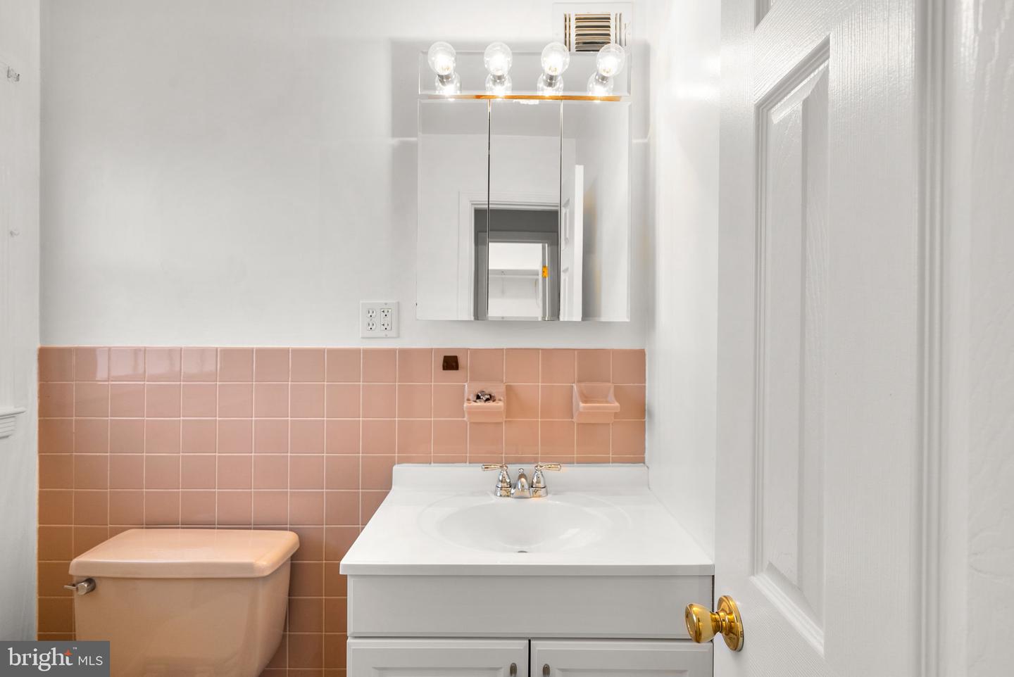 6219 THORNWOOD DR, ALEXANDRIA, Virginia 22310, 4 Bedrooms Bedrooms, ,2 BathroomsBathrooms,Residential,For sale,6219 THORNWOOD DR,VAFX2282356 MLS # VAFX2282356 6219 THORNWOOD DR, ALEXANDRIA, Virginia 22310, 4 Bedrooms Bedrooms, ,2 BathroomsBathrooms,Residential,For sale,6219 THORNWOOD DR,VAFX2282356 MLS # VAFX2282356