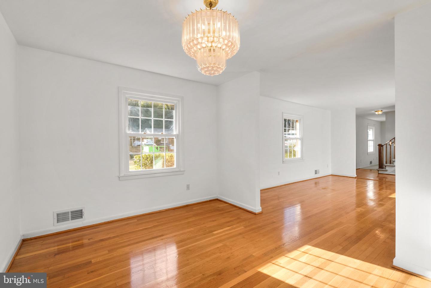 6219 THORNWOOD DR, ALEXANDRIA, Virginia 22310, 4 Bedrooms Bedrooms, ,2 BathroomsBathrooms,Residential,For sale,6219 THORNWOOD DR,VAFX2282356 MLS # VAFX2282356 6219 THORNWOOD DR, ALEXANDRIA, Virginia 22310, 4 Bedrooms Bedrooms, ,2 BathroomsBathrooms,Residential,For sale,6219 THORNWOOD DR,VAFX2282356 MLS # VAFX2282356