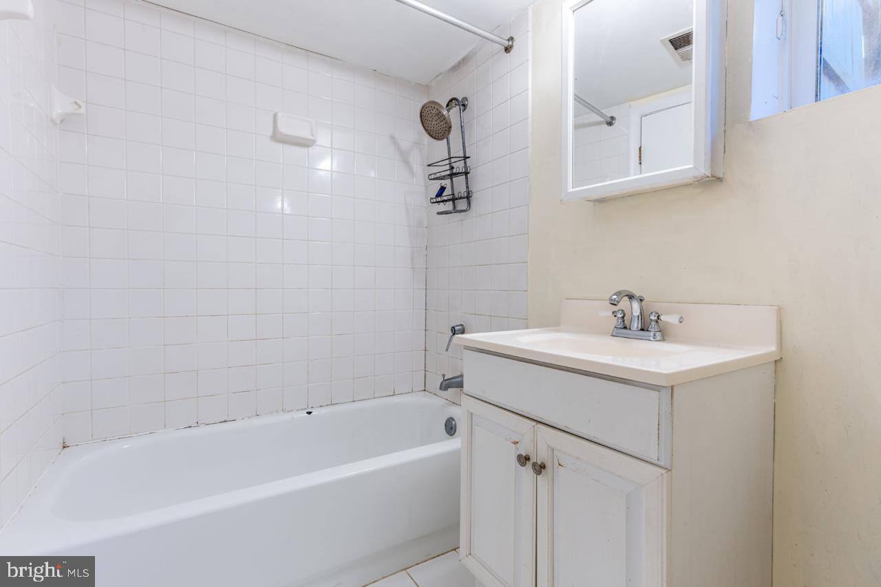 415 S ADAMS ST, ARLINGTON, Virginia 22204, 2 Bedrooms Bedrooms, ,3 BathroomsBathrooms,Residential,For sale,415 S ADAMS ST,VAAR2066854 MLS # VAAR2066854 415 S ADAMS ST, ARLINGTON, Virginia 22204, 2 Bedrooms Bedrooms, ,3 BathroomsBathrooms,Residential,For sale,415 S ADAMS ST,VAAR2066854 MLS # VAAR2066854