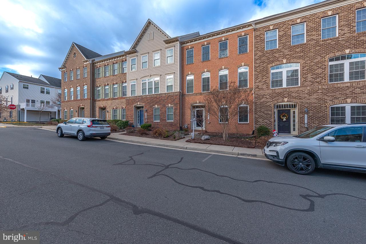 24615 JENKINS LEAF TER, STERLING, Virginia 20166, 4 Bedrooms Bedrooms, ,3 BathroomsBathrooms,Residential,For sale,24615 JENKINS LEAF TER,VALO2112310 MLS # VALO2112310 24615 JENKINS LEAF TER, STERLING, Virginia 20166, 4 Bedrooms Bedrooms, ,3 BathroomsBathrooms,Residential,For sale,24615 JENKINS LEAF TER,VALO2112310 MLS # VALO2112310