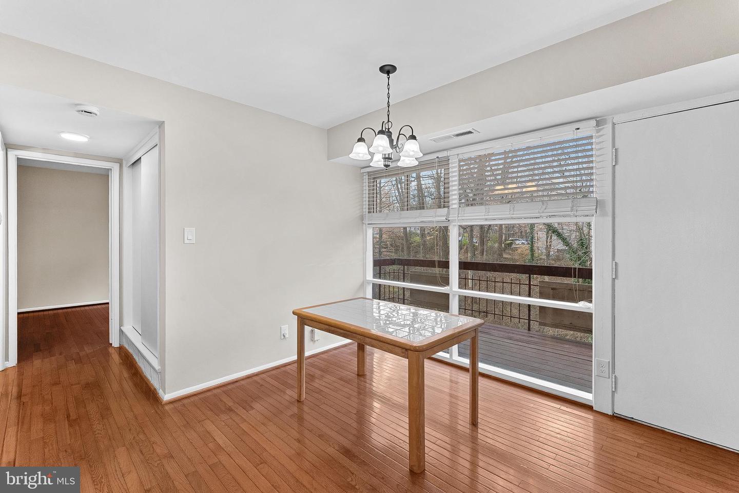 4227 AMERICANA DR #102, ANNANDALE, Virginia 22003, 1 Bedroom Bedrooms, ,1 BathroomBathrooms,Residential,For sale,4227 AMERICANA DR #102,VAFX2282410 MLS # VAFX2282410 4227 AMERICANA DR #102, ANNANDALE, Virginia 22003, 1 Bedroom Bedrooms, ,1 BathroomBathrooms,Residential,For sale,4227 AMERICANA DR #102,VAFX2282410 MLS # VAFX2282410