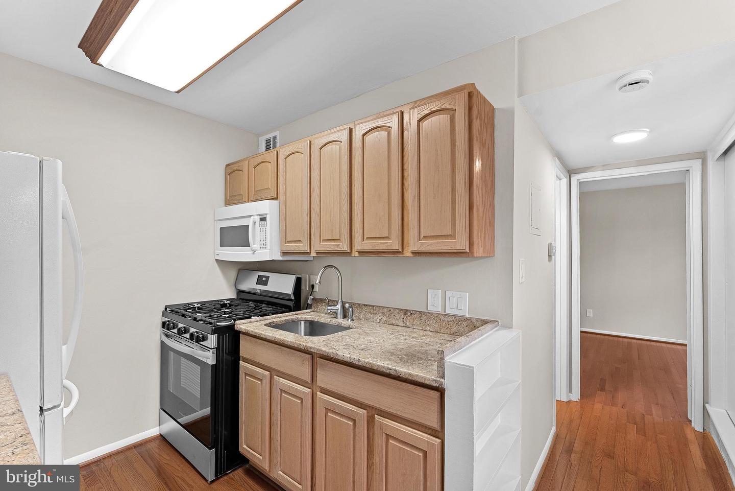 4227 AMERICANA DR #102, ANNANDALE, Virginia 22003, 1 Bedroom Bedrooms, ,1 BathroomBathrooms,Residential,For sale,4227 AMERICANA DR #102,VAFX2282410 MLS # VAFX2282410 4227 AMERICANA DR #102, ANNANDALE, Virginia 22003, 1 Bedroom Bedrooms, ,1 BathroomBathrooms,Residential,For sale,4227 AMERICANA DR #102,VAFX2282410 MLS # VAFX2282410