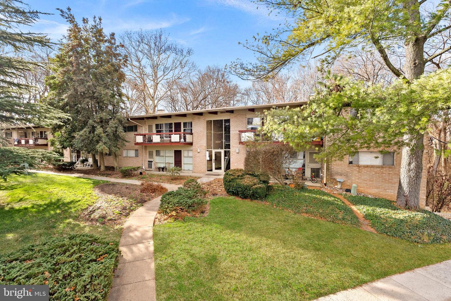 4227 AMERICANA DR #102, ANNANDALE, Virginia 22003, 1 Bedroom Bedrooms, ,1 BathroomBathrooms,Residential,For sale,4227 AMERICANA DR #102,VAFX2282410 MLS # VAFX2282410 4227 AMERICANA DR #102, ANNANDALE, Virginia 22003, 1 Bedroom Bedrooms, ,1 BathroomBathrooms,Residential,For sale,4227 AMERICANA DR #102,VAFX2282410 MLS # VAFX2282410