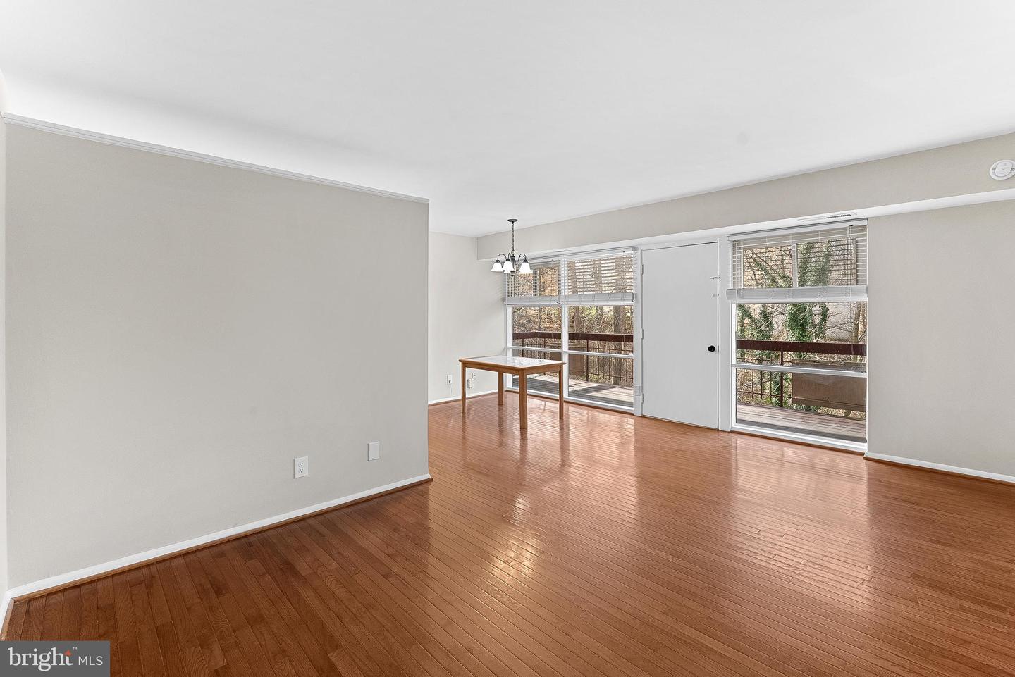 4227 AMERICANA DR #102, ANNANDALE, Virginia 22003, 1 Bedroom Bedrooms, ,1 BathroomBathrooms,Residential,For sale,4227 AMERICANA DR #102,VAFX2282410 MLS # VAFX2282410 4227 AMERICANA DR #102, ANNANDALE, Virginia 22003, 1 Bedroom Bedrooms, ,1 BathroomBathrooms,Residential,For sale,4227 AMERICANA DR #102,VAFX2282410 MLS # VAFX2282410