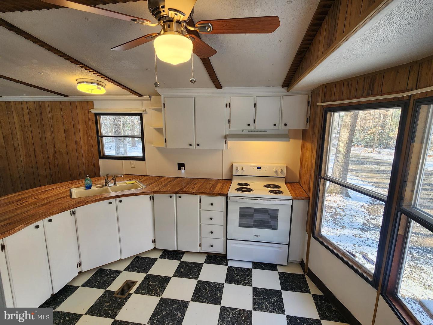 6101 GLEBE RUN RD, PARTLOW, Virginia 22534, 3 Bedrooms Bedrooms, 5 Rooms Rooms,2 BathroomsBathrooms,Residential,For sale,6101 GLEBE RUN RD,VASP2038116 MLS # VASP2038116