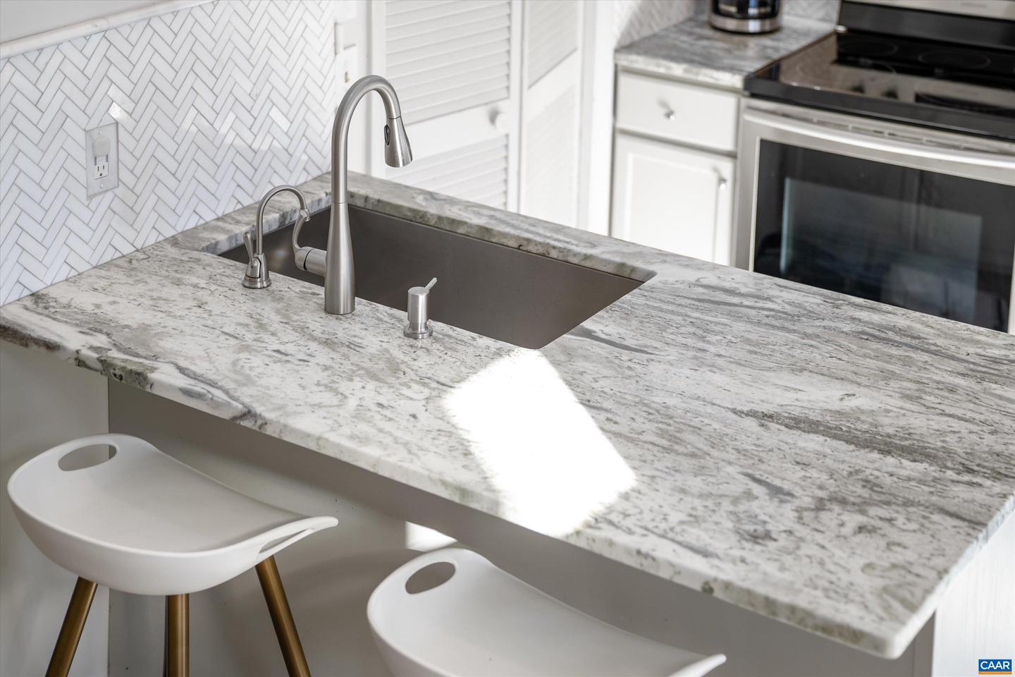 470 THREE RIDGES CONDOS, WINTERGREEN RESORT, Virginia 22967, 1 Bedroom Bedrooms, ,1 BathroomBathrooms,Residential,For sale,470 THREE RIDGES CONDOS,671804 MLS # 671804 470 THREE RIDGES CONDOS, WINTERGREEN RESORT, Virginia 22967, 1 Bedroom Bedrooms, ,1 BathroomBathrooms,Residential,For sale,470 THREE RIDGES CONDOS,671804 MLS # 671804