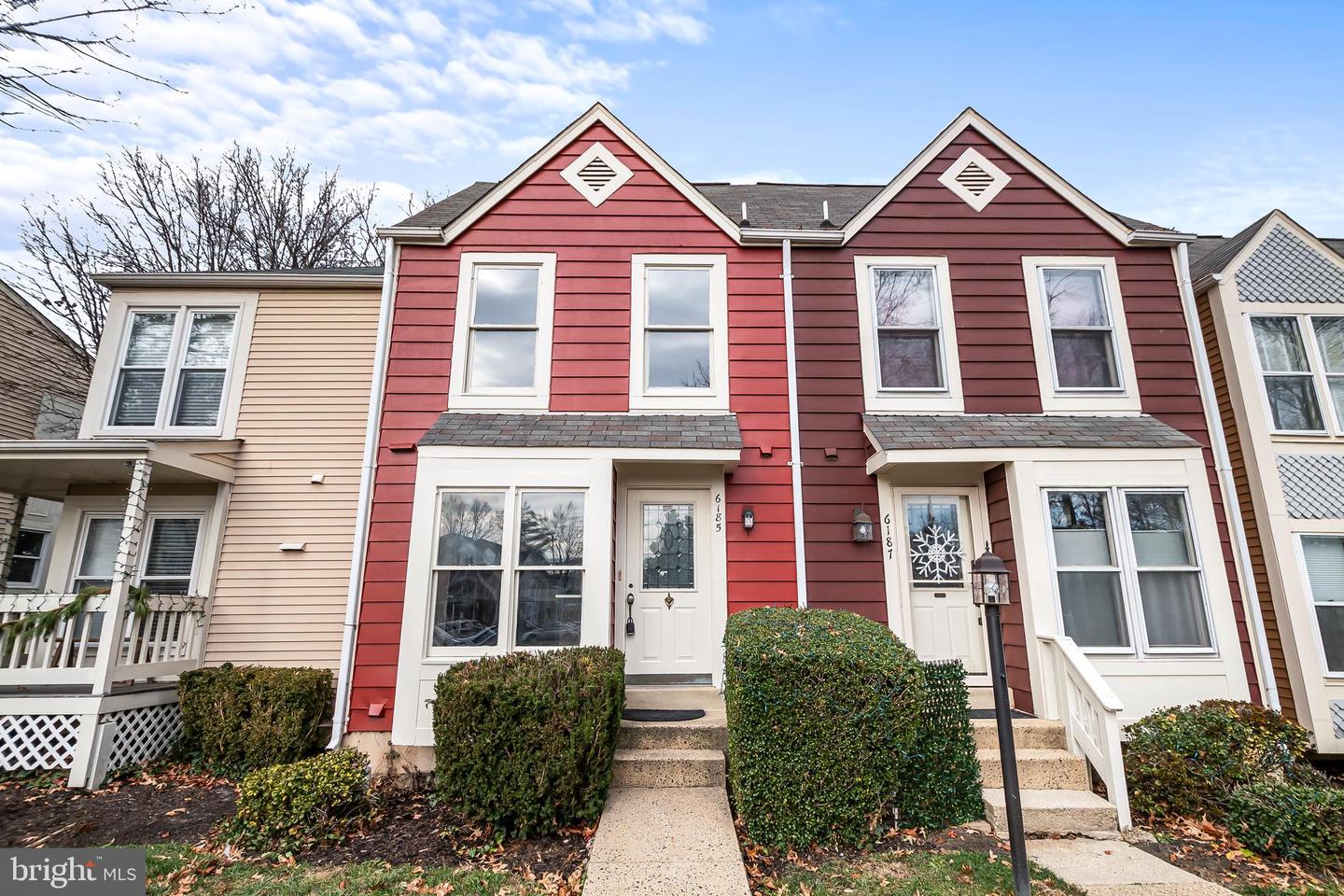 6185 LITTLE VALLEY WAY, ALEXANDRIA, Virginia 22310, 3 Bedrooms Bedrooms, ,2 BathroomsBathrooms,Residential,For sale,6185 LITTLE VALLEY WAY,VAFX2260186 MLS # VAFX2260186 6185 LITTLE VALLEY WAY, ALEXANDRIA, Virginia 22310, 3 Bedrooms Bedrooms, ,2 BathroomsBathrooms,Residential,For sale,6185 LITTLE VALLEY WAY,VAFX2260186 MLS # VAFX2260186