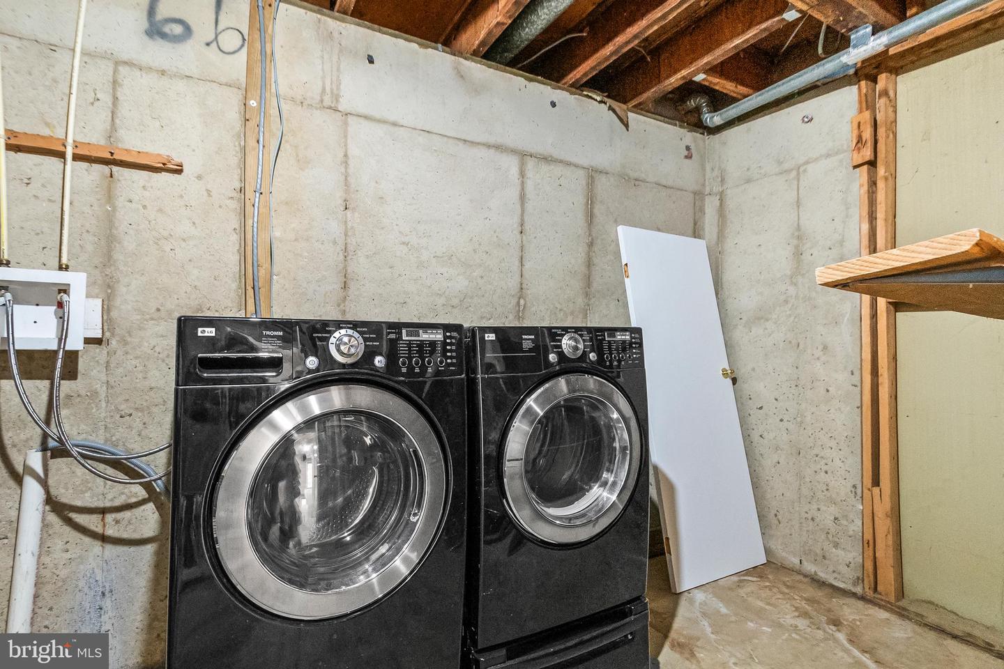 6185 LITTLE VALLEY WAY, ALEXANDRIA, Virginia 22310, 3 Bedrooms Bedrooms, ,2 BathroomsBathrooms,Residential,For sale,6185 LITTLE VALLEY WAY,VAFX2260186 MLS # VAFX2260186 6185 LITTLE VALLEY WAY, ALEXANDRIA, Virginia 22310, 3 Bedrooms Bedrooms, ,2 BathroomsBathrooms,Residential,For sale,6185 LITTLE VALLEY WAY,VAFX2260186 MLS # VAFX2260186