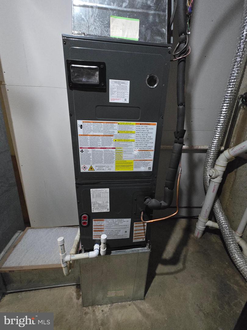 6185 LITTLE VALLEY WAY, ALEXANDRIA, Virginia 22310, 3 Bedrooms Bedrooms, ,2 BathroomsBathrooms,Residential,For sale,6185 LITTLE VALLEY WAY,VAFX2260186 MLS # VAFX2260186 6185 LITTLE VALLEY WAY, ALEXANDRIA, Virginia 22310, 3 Bedrooms Bedrooms, ,2 BathroomsBathrooms,Residential,For sale,6185 LITTLE VALLEY WAY,VAFX2260186 MLS # VAFX2260186