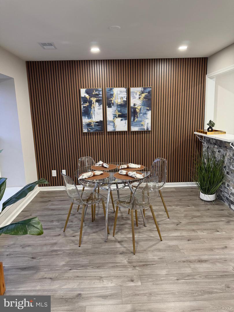 8205 CROSSBROOK CT #201, LORTON, Virginia 22079, 2 Bedrooms Bedrooms, ,1 BathroomBathrooms,Residential,For sale,8205 CROSSBROOK CT #201,VAFX2275818 MLS # VAFX2275818 8205 CROSSBROOK CT #201, LORTON, Virginia 22079, 2 Bedrooms Bedrooms, ,1 BathroomBathrooms,Residential,For sale,8205 CROSSBROOK CT #201,VAFX2275818 MLS # VAFX2275818