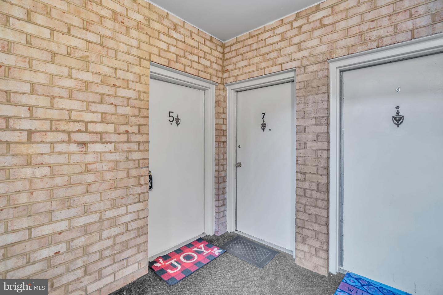 2910 KINGS CHAPEL RD #5, FALLS CHURCH, Virginia 22042, 2 Bedrooms Bedrooms, ,1 BathroomBathrooms,Residential,For sale,2910 KINGS CHAPEL RD #5,VAFX2281948 MLS # VAFX2281948 2910 KINGS CHAPEL RD #5, FALLS CHURCH, Virginia 22042, 2 Bedrooms Bedrooms, ,1 BathroomBathrooms,Residential,For sale,2910 KINGS CHAPEL RD #5,VAFX2281948 MLS # VAFX2281948