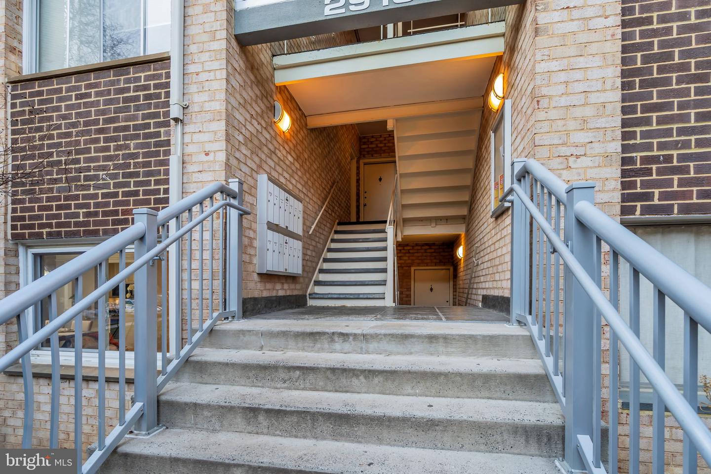 2910 KINGS CHAPEL RD #5, FALLS CHURCH, Virginia 22042, 2 Bedrooms Bedrooms, ,1 BathroomBathrooms,Residential,For sale,2910 KINGS CHAPEL RD #5,VAFX2281948 MLS # VAFX2281948 2910 KINGS CHAPEL RD #5, FALLS CHURCH, Virginia 22042, 2 Bedrooms Bedrooms, ,1 BathroomBathrooms,Residential,For sale,2910 KINGS CHAPEL RD #5,VAFX2281948 MLS # VAFX2281948