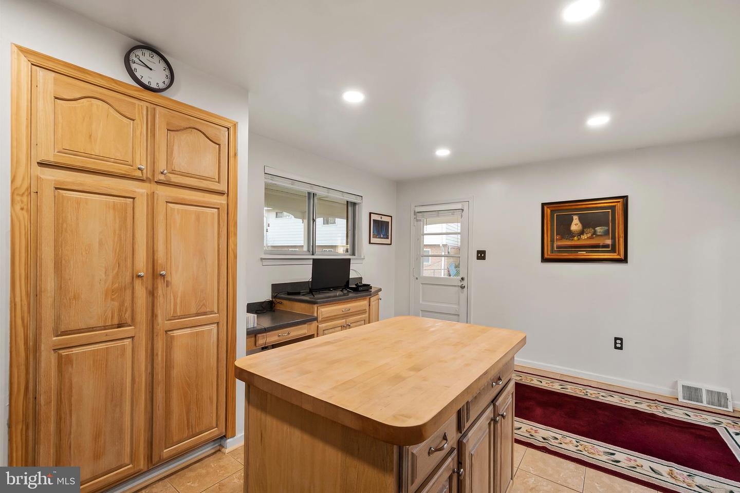 4914 WYCLIFF LN, FAIRFAX, Virginia 22032, 3 Bedrooms Bedrooms, ,2 BathroomsBathrooms,Residential,For sale,4914 WYCLIFF LN,VAFX2281988 MLS # VAFX2281988 4914 WYCLIFF LN, FAIRFAX, Virginia 22032, 3 Bedrooms Bedrooms, ,2 BathroomsBathrooms,Residential,For sale,4914 WYCLIFF LN,VAFX2281988 MLS # VAFX2281988