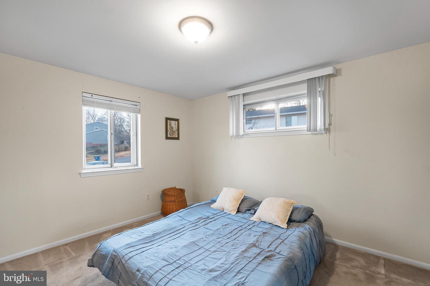 4914 WYCLIFF LN, FAIRFAX, Virginia 22032, 3 Bedrooms Bedrooms, ,2 BathroomsBathrooms,Residential,For sale,4914 WYCLIFF LN,VAFX2281988 MLS # VAFX2281988 4914 WYCLIFF LN, FAIRFAX, Virginia 22032, 3 Bedrooms Bedrooms, ,2 BathroomsBathrooms,Residential,For sale,4914 WYCLIFF LN,VAFX2281988 MLS # VAFX2281988