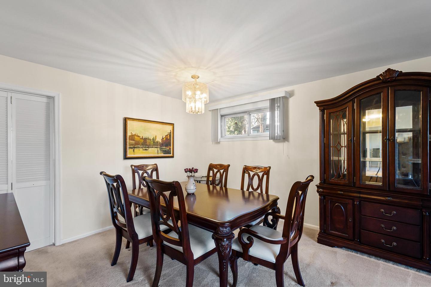 4914 WYCLIFF LN, FAIRFAX, Virginia 22032, 3 Bedrooms Bedrooms, ,2 BathroomsBathrooms,Residential,For sale,4914 WYCLIFF LN,VAFX2281988 MLS # VAFX2281988 4914 WYCLIFF LN, FAIRFAX, Virginia 22032, 3 Bedrooms Bedrooms, ,2 BathroomsBathrooms,Residential,For sale,4914 WYCLIFF LN,VAFX2281988 MLS # VAFX2281988