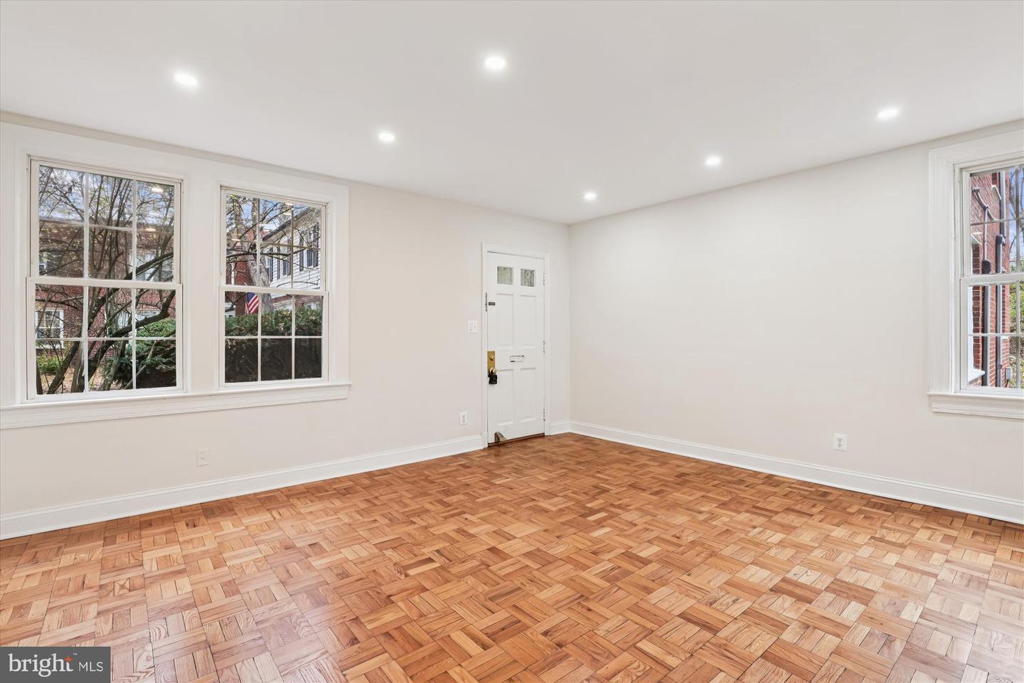 2600 16TH ST S #696, ARLINGTON, Virginia 22204, 2 Bedrooms Bedrooms, ,1 BathroomBathrooms,Residential,For sale,2600 16TH ST S #696,VAAR2066766 MLS # VAAR2066766 2600 16TH ST S #696, ARLINGTON, Virginia 22204, 2 Bedrooms Bedrooms, ,1 BathroomBathrooms,Residential,For sale,2600 16TH ST S #696,VAAR2066766 MLS # VAAR2066766