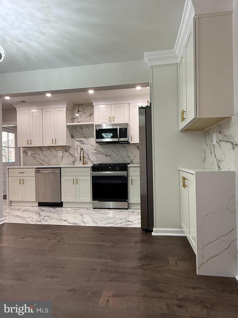 1203 RIGGS CT, WOODBRIDGE, Virginia 22191, 4 Bedrooms Bedrooms, ,2 BathroomsBathrooms,Residential,For sale,1203 RIGGS CT,VAPW2109108 MLS # VAPW2109108 1203 RIGGS CT, WOODBRIDGE, Virginia 22191, 4 Bedrooms Bedrooms, ,2 BathroomsBathrooms,Residential,For sale,1203 RIGGS CT,VAPW2109108 MLS # VAPW2109108