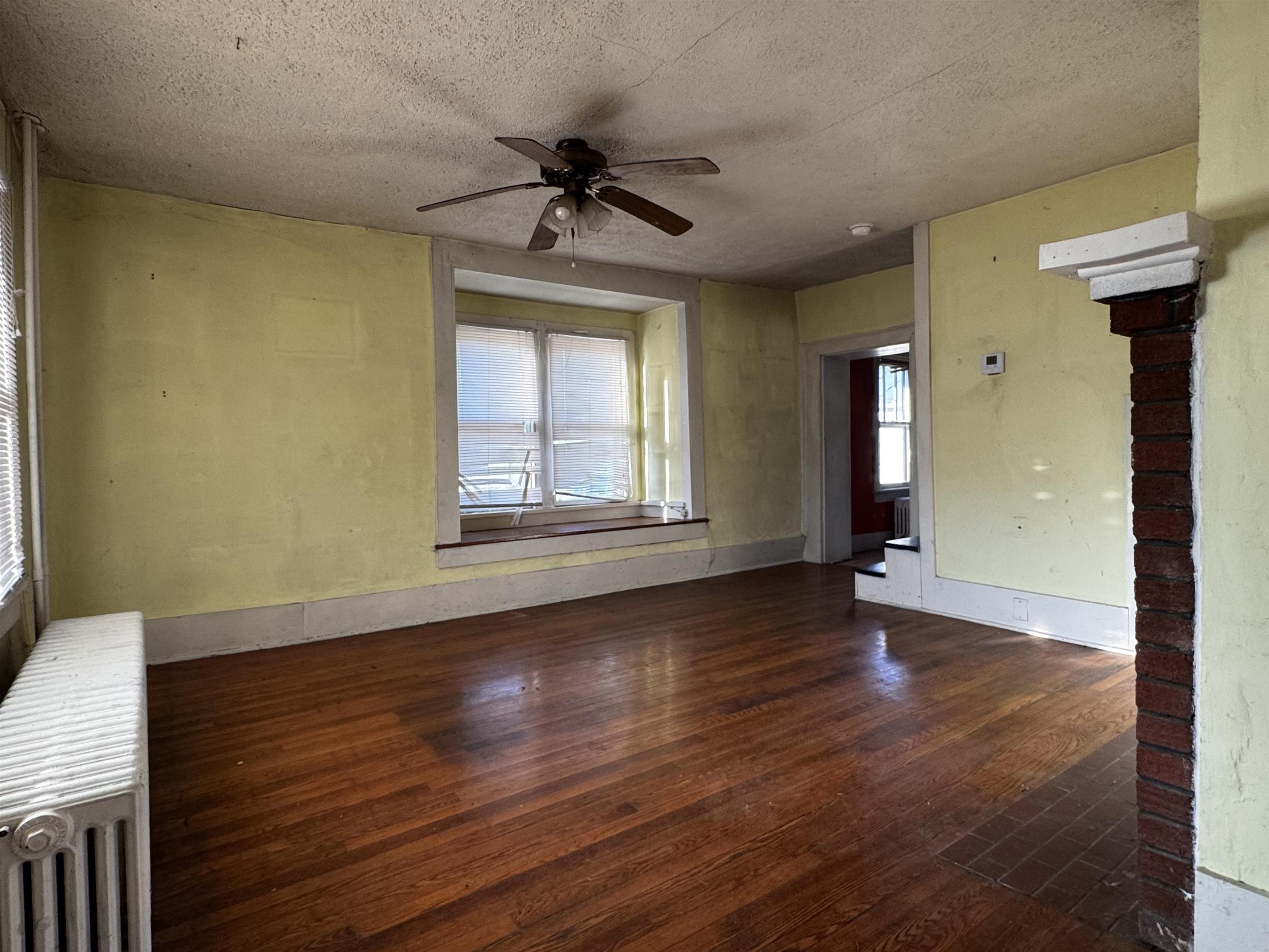 2002 MT CLINTON PIKE, ROCKINGHAM, Virginia 22802, 3 Bedrooms Bedrooms, ,1 BathroomBathrooms,Residential,2002 MT CLINTON PIKE,671805 MLS # 671805 2002 MT CLINTON PIKE, ROCKINGHAM, Virginia 22802, 3 Bedrooms Bedrooms, ,1 BathroomBathrooms,Residential,2002 MT CLINTON PIKE,671805 MLS # 671805