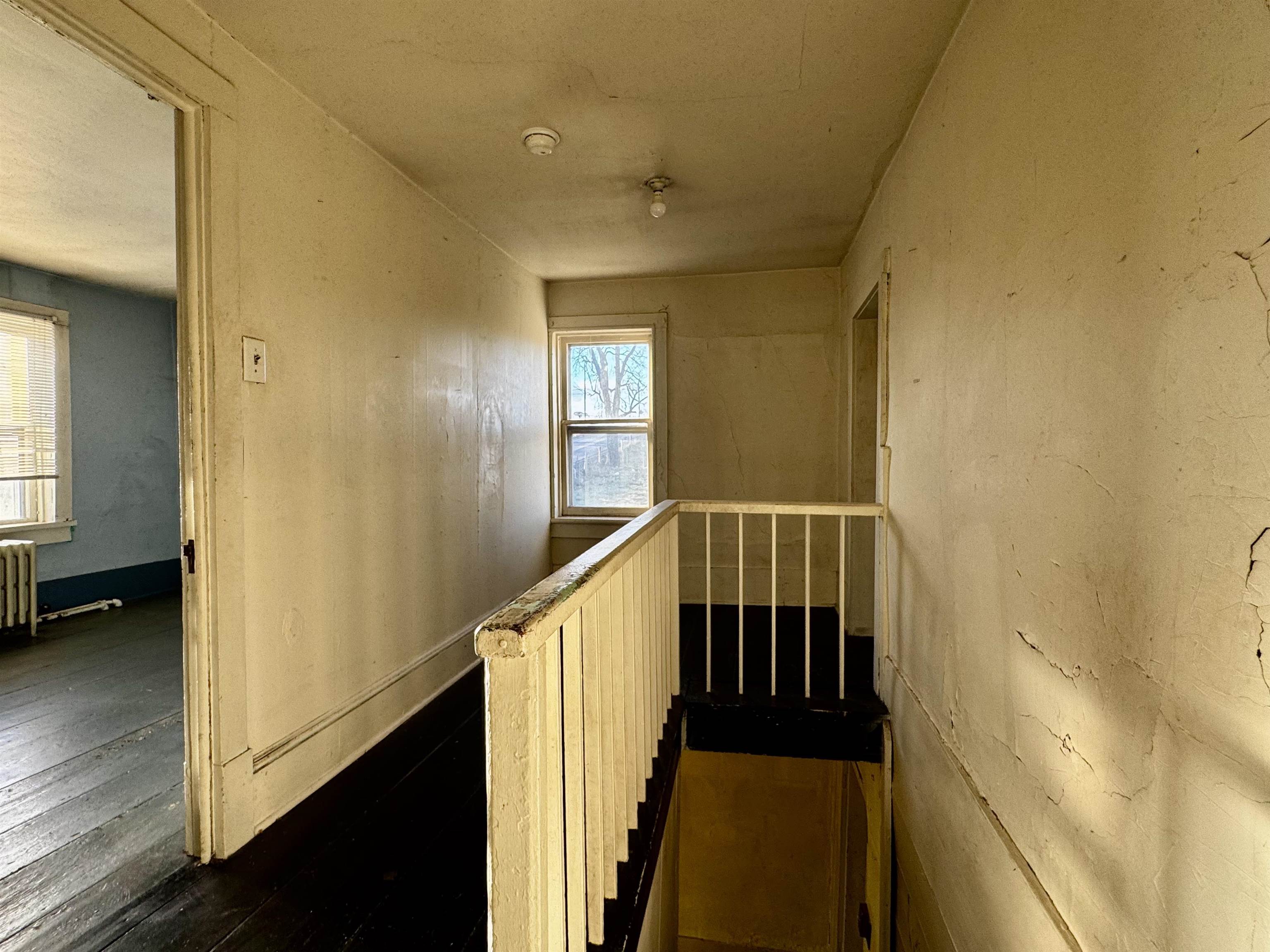 2002 MT CLINTON PIKE, ROCKINGHAM, Virginia 22802, 3 Bedrooms Bedrooms, ,1 BathroomBathrooms,Residential,2002 MT CLINTON PIKE,671805 MLS # 671805 2002 MT CLINTON PIKE, ROCKINGHAM, Virginia 22802, 3 Bedrooms Bedrooms, ,1 BathroomBathrooms,Residential,2002 MT CLINTON PIKE,671805 MLS # 671805