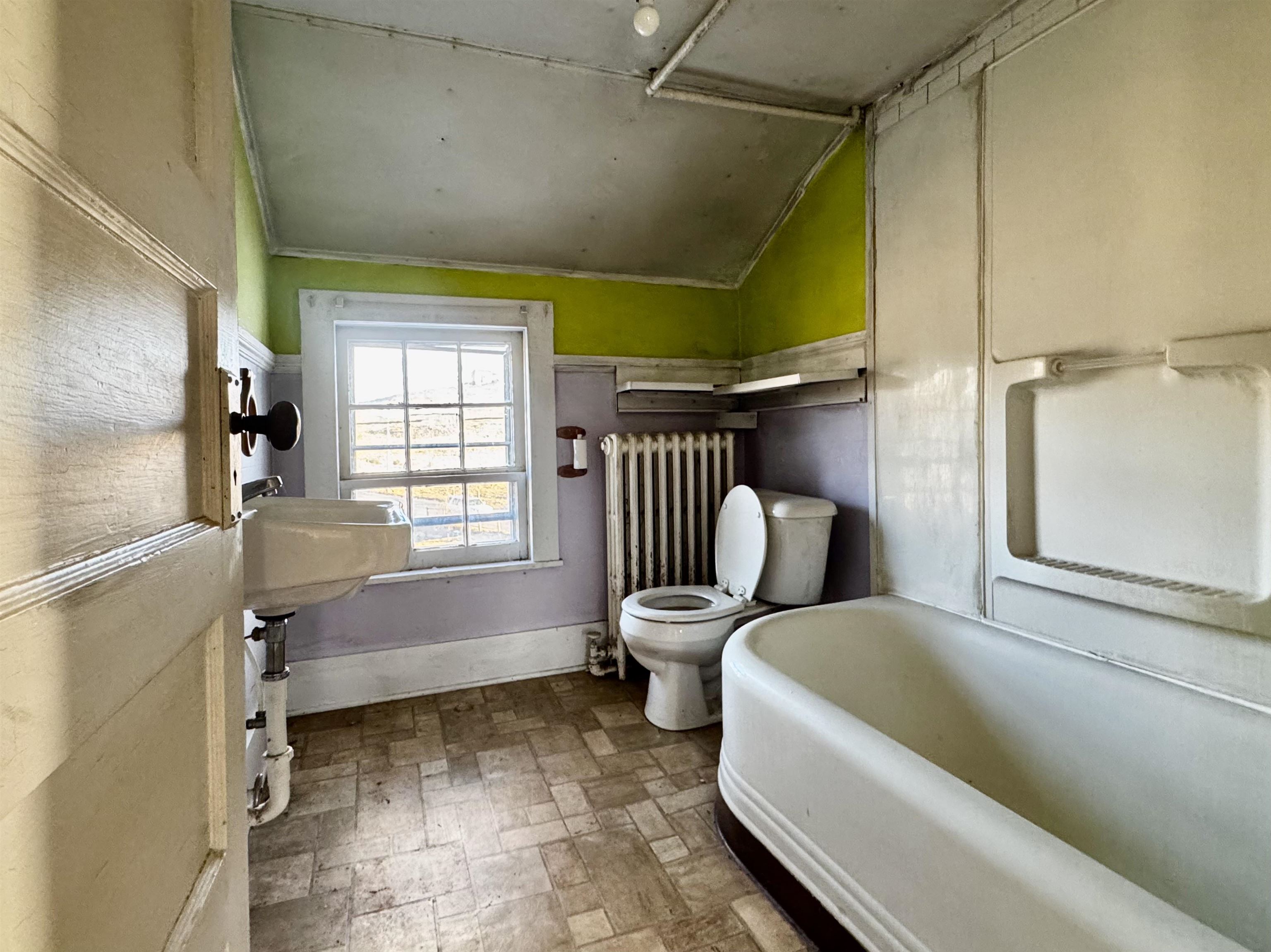 2002 MT CLINTON PIKE, ROCKINGHAM, Virginia 22802, 3 Bedrooms Bedrooms, ,1 BathroomBathrooms,Residential,2002 MT CLINTON PIKE,671805 MLS # 671805 2002 MT CLINTON PIKE, ROCKINGHAM, Virginia 22802, 3 Bedrooms Bedrooms, ,1 BathroomBathrooms,Residential,2002 MT CLINTON PIKE,671805 MLS # 671805