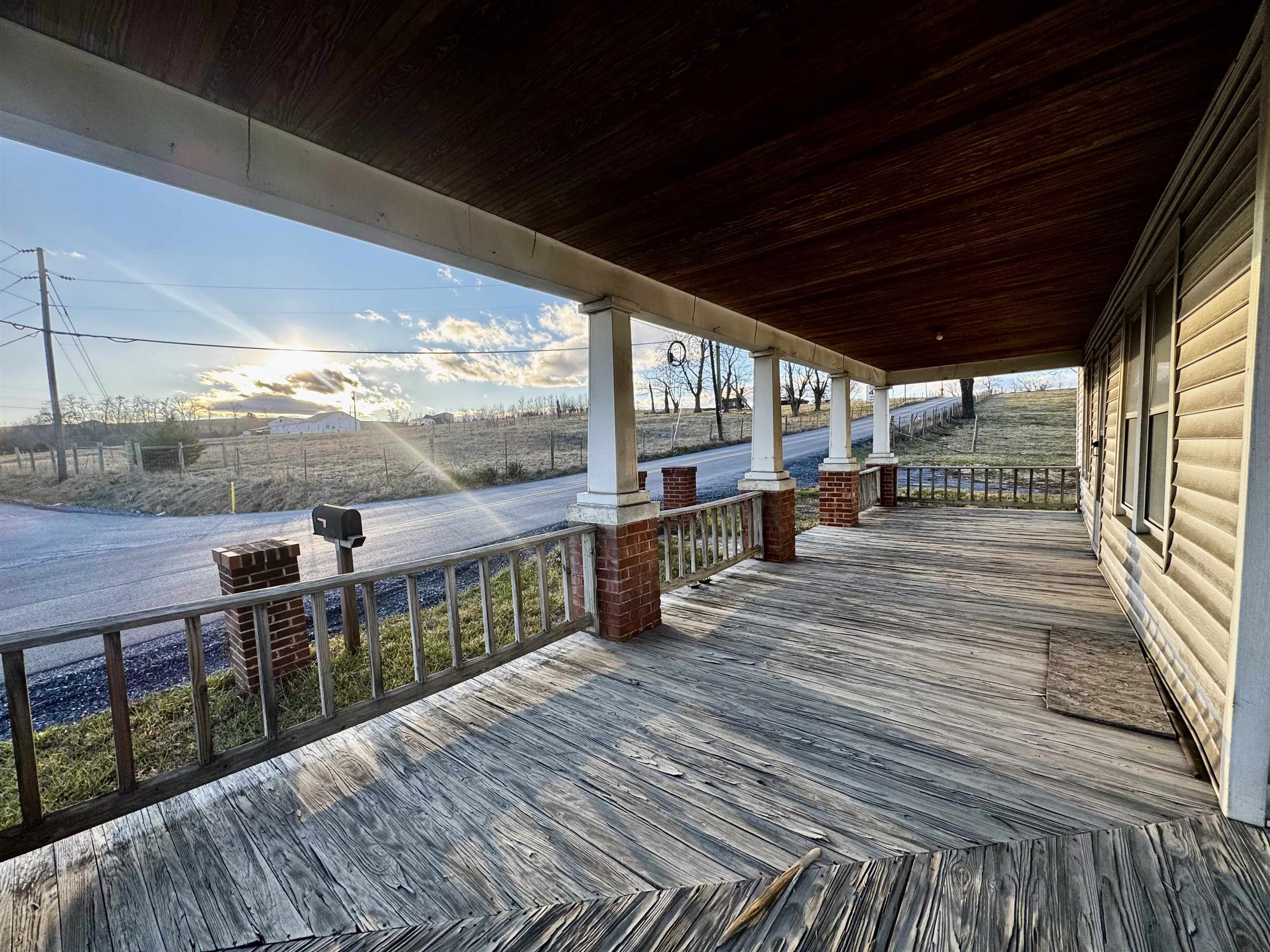 2002 MT CLINTON PIKE, ROCKINGHAM, Virginia 22802, 3 Bedrooms Bedrooms, ,1 BathroomBathrooms,Residential,2002 MT CLINTON PIKE,671805 MLS # 671805 2002 MT CLINTON PIKE, ROCKINGHAM, Virginia 22802, 3 Bedrooms Bedrooms, ,1 BathroomBathrooms,Residential,2002 MT CLINTON PIKE,671805 MLS # 671805