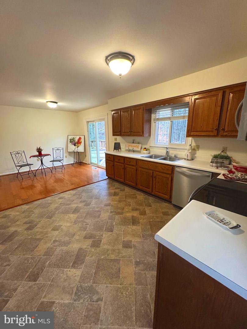 5527 SMITH STATION RD, FREDERICKSBURG, Virginia 22407, 3 Bedrooms Bedrooms, 7 Rooms Rooms,2 BathroomsBathrooms,Residential,For sale,5527 SMITH STATION RD,VASP2037756 MLS # VASP2037756 5527 SMITH STATION RD, FREDERICKSBURG, Virginia 22407, 3 Bedrooms Bedrooms, 7 Rooms Rooms,2 BathroomsBathrooms,Residential,For sale,5527 SMITH STATION RD,VASP2037756 MLS # VASP2037756