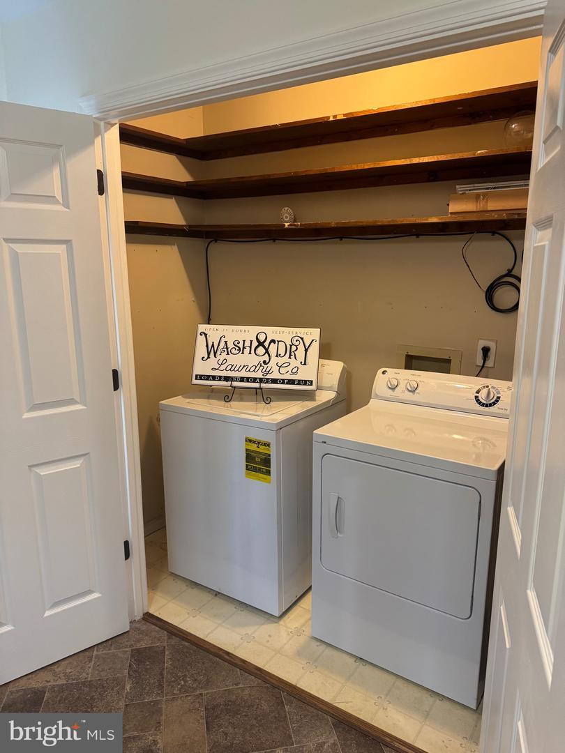 5527 SMITH STATION RD, FREDERICKSBURG, Virginia 22407, 3 Bedrooms Bedrooms, 7 Rooms Rooms,2 BathroomsBathrooms,Residential,For sale,5527 SMITH STATION RD,VASP2037756 MLS # VASP2037756 5527 SMITH STATION RD, FREDERICKSBURG, Virginia 22407, 3 Bedrooms Bedrooms, 7 Rooms Rooms,2 BathroomsBathrooms,Residential,For sale,5527 SMITH STATION RD,VASP2037756 MLS # VASP2037756