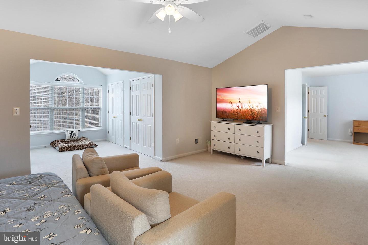 17239 GREENWOOD DR, ROUND HILL, Virginia 20141, 4 Bedrooms Bedrooms, ,2 BathroomsBathrooms,Residential,For sale,17239 GREENWOOD DR,VALO2111886 MLS # VALO2111886 17239 GREENWOOD DR, ROUND HILL, Virginia 20141, 4 Bedrooms Bedrooms, ,2 BathroomsBathrooms,Residential,For sale,17239 GREENWOOD DR,VALO2111886 MLS # VALO2111886