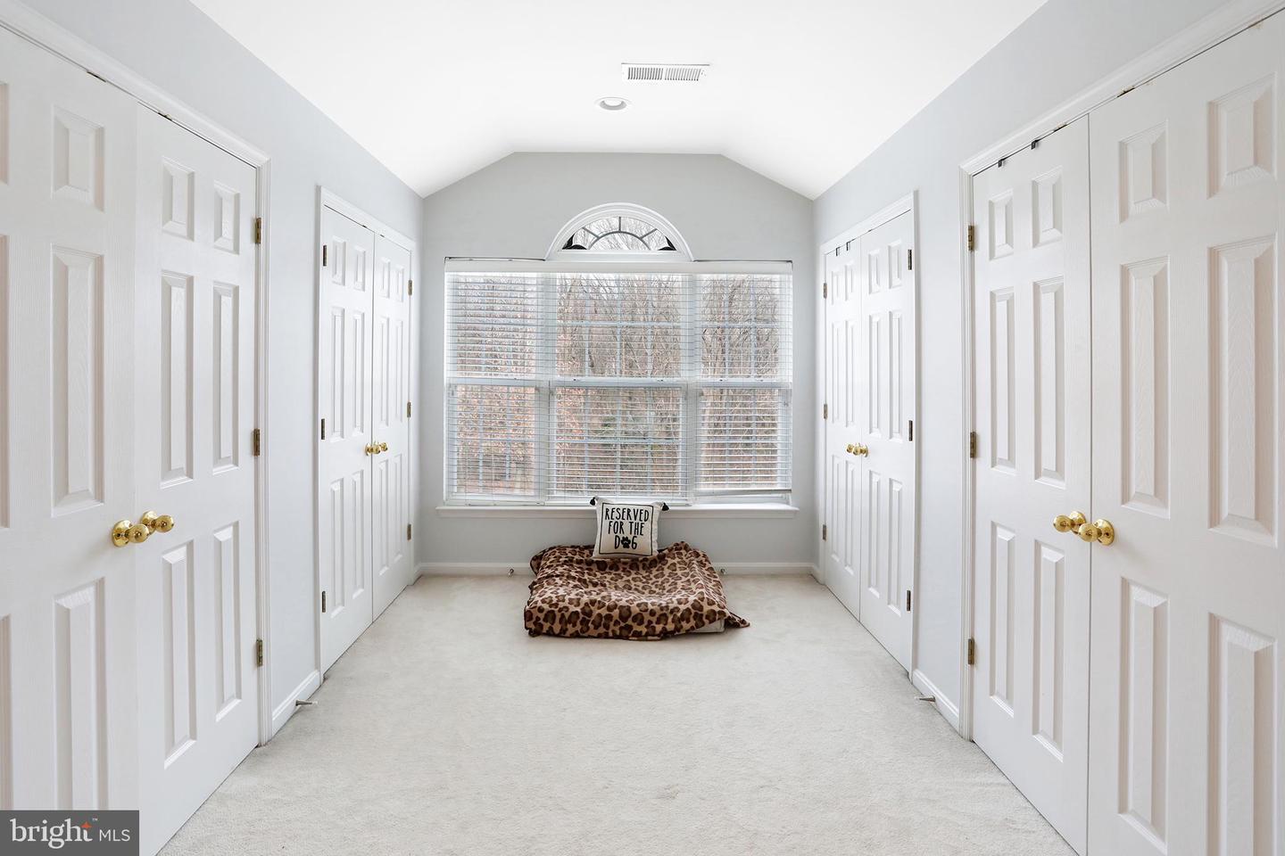 17239 GREENWOOD DR, ROUND HILL, Virginia 20141, 4 Bedrooms Bedrooms, ,2 BathroomsBathrooms,Residential,For sale,17239 GREENWOOD DR,VALO2111886 MLS # VALO2111886 17239 GREENWOOD DR, ROUND HILL, Virginia 20141, 4 Bedrooms Bedrooms, ,2 BathroomsBathrooms,Residential,For sale,17239 GREENWOOD DR,VALO2111886 MLS # VALO2111886