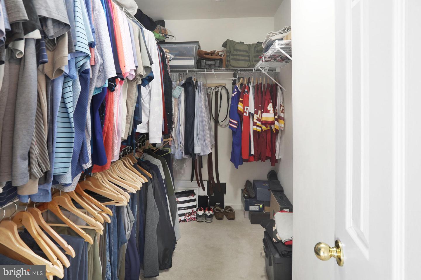 17239 GREENWOOD DR, ROUND HILL, Virginia 20141, 4 Bedrooms Bedrooms, ,2 BathroomsBathrooms,Residential,For sale,17239 GREENWOOD DR,VALO2111886 MLS # VALO2111886 17239 GREENWOOD DR, ROUND HILL, Virginia 20141, 4 Bedrooms Bedrooms, ,2 BathroomsBathrooms,Residential,For sale,17239 GREENWOOD DR,VALO2111886 MLS # VALO2111886