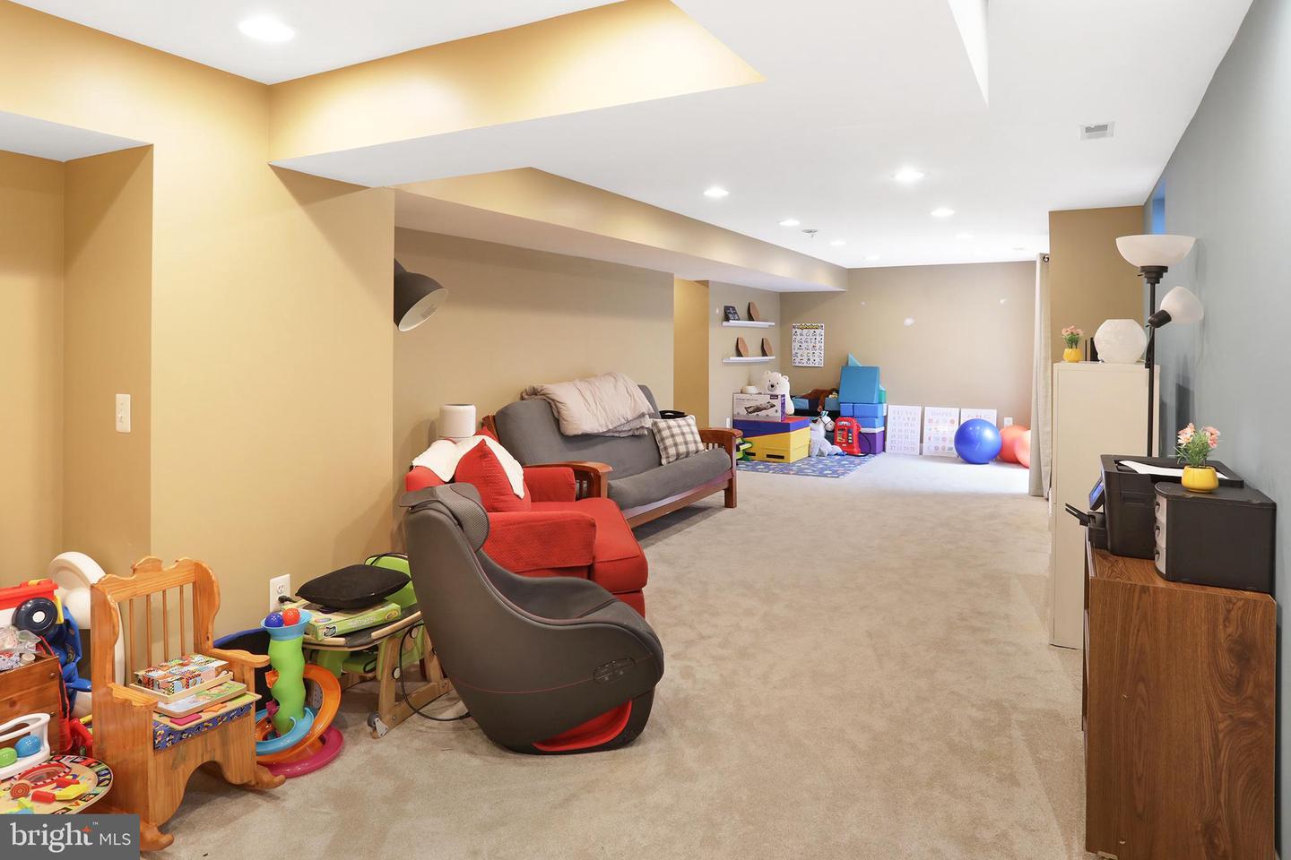 17239 GREENWOOD DR, ROUND HILL, Virginia 20141, 4 Bedrooms Bedrooms, ,2 BathroomsBathrooms,Residential,For sale,17239 GREENWOOD DR,VALO2111886 MLS # VALO2111886 17239 GREENWOOD DR, ROUND HILL, Virginia 20141, 4 Bedrooms Bedrooms, ,2 BathroomsBathrooms,Residential,For sale,17239 GREENWOOD DR,VALO2111886 MLS # VALO2111886