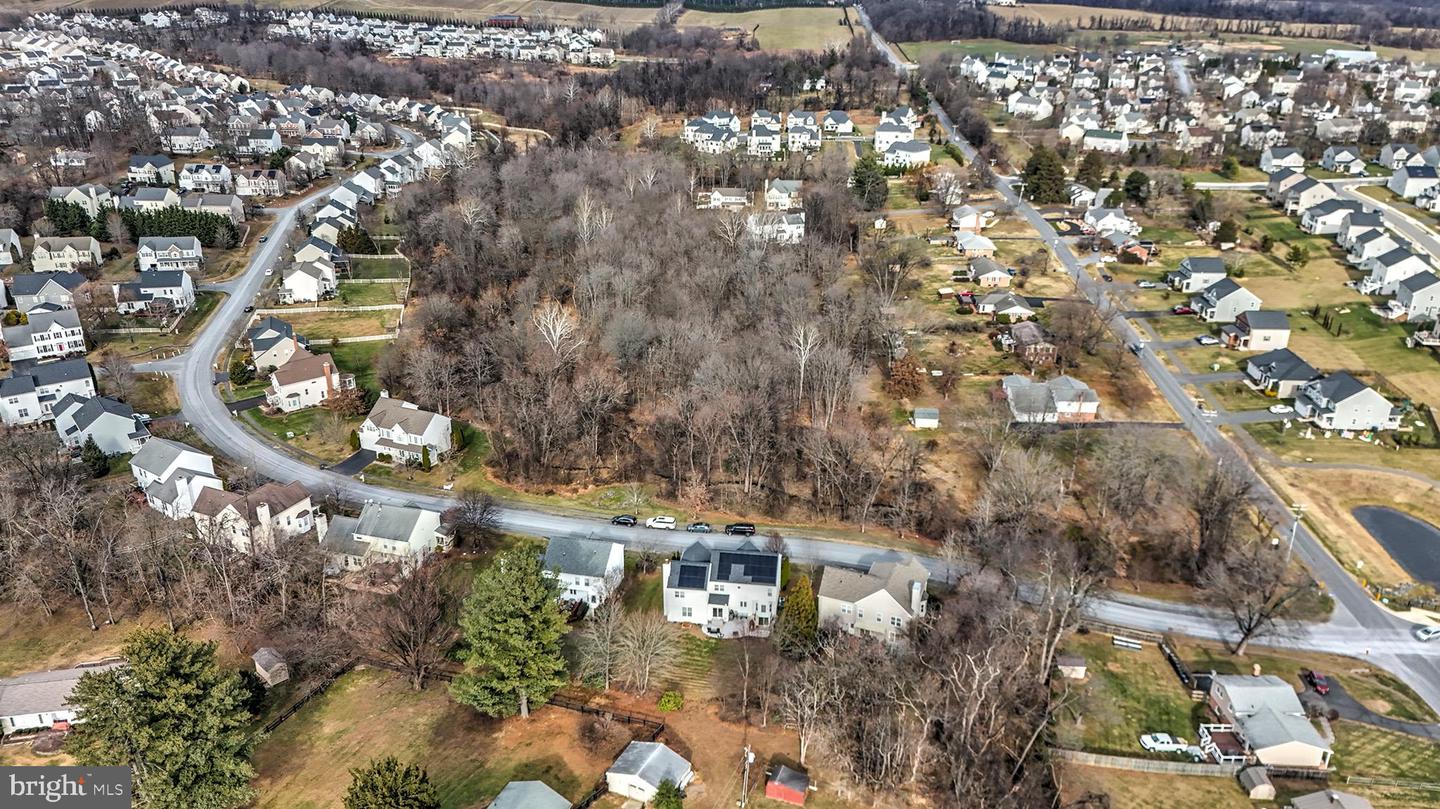 17239 GREENWOOD DR, ROUND HILL, Virginia 20141, 4 Bedrooms Bedrooms, ,2 BathroomsBathrooms,Residential,For sale,17239 GREENWOOD DR,VALO2111886 MLS # VALO2111886 17239 GREENWOOD DR, ROUND HILL, Virginia 20141, 4 Bedrooms Bedrooms, ,2 BathroomsBathrooms,Residential,For sale,17239 GREENWOOD DR,VALO2111886 MLS # VALO2111886