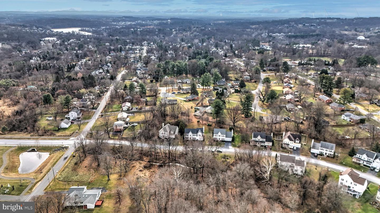 17239 GREENWOOD DR, ROUND HILL, Virginia 20141, 4 Bedrooms Bedrooms, ,2 BathroomsBathrooms,Residential,For sale,17239 GREENWOOD DR,VALO2111886 MLS # VALO2111886 17239 GREENWOOD DR, ROUND HILL, Virginia 20141, 4 Bedrooms Bedrooms, ,2 BathroomsBathrooms,Residential,For sale,17239 GREENWOOD DR,VALO2111886 MLS # VALO2111886