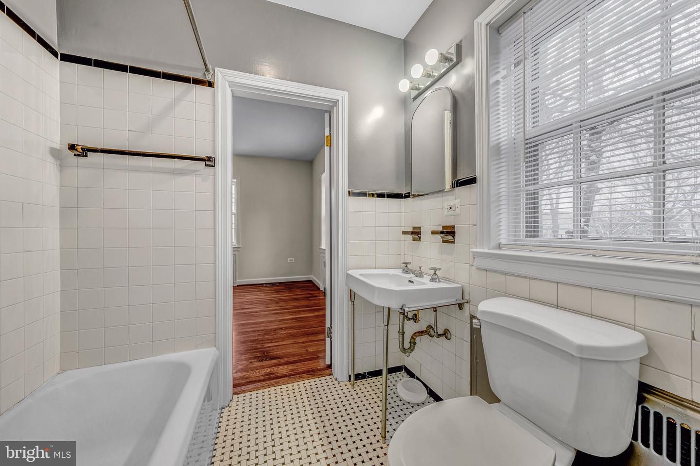 220 S 32ND ST, PURCELLVILLE, Virginia 20132, 3 Bedrooms Bedrooms, ,2 BathroomsBathrooms,Residential,For sale,220 S 32ND ST,VALO2112154 MLS # VALO2112154 220 S 32ND ST, PURCELLVILLE, Virginia 20132, 3 Bedrooms Bedrooms, ,2 BathroomsBathrooms,Residential,For sale,220 S 32ND ST,VALO2112154 MLS # VALO2112154