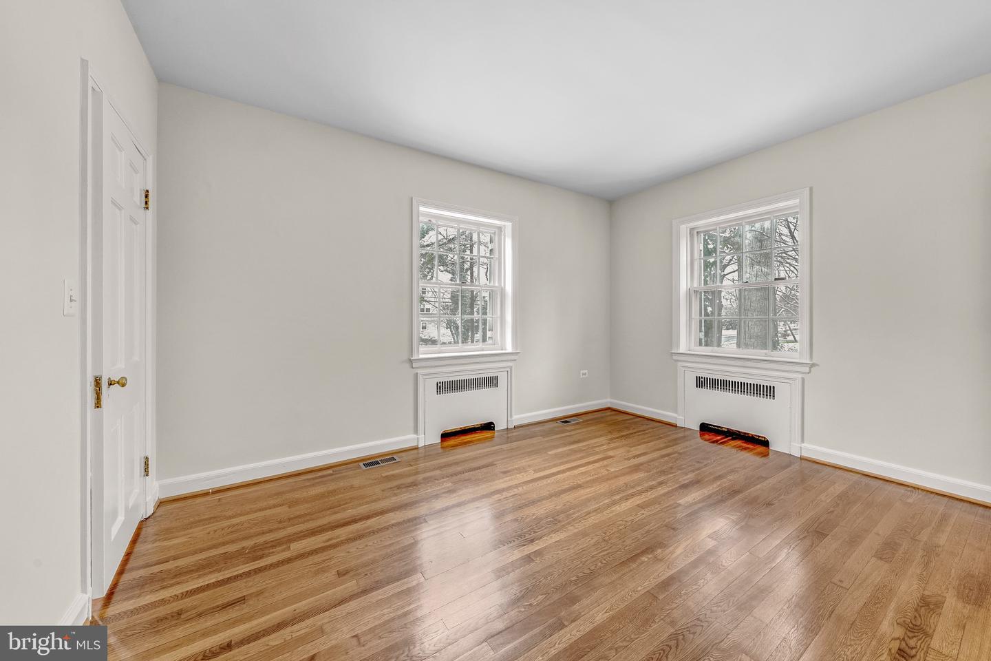 220 S 32ND ST, PURCELLVILLE, Virginia 20132, 3 Bedrooms Bedrooms, ,2 BathroomsBathrooms,Residential,For sale,220 S 32ND ST,VALO2112154 MLS # VALO2112154 220 S 32ND ST, PURCELLVILLE, Virginia 20132, 3 Bedrooms Bedrooms, ,2 BathroomsBathrooms,Residential,For sale,220 S 32ND ST,VALO2112154 MLS # VALO2112154