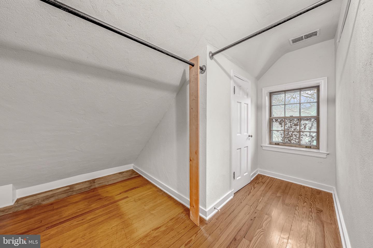 220 S 32ND ST, PURCELLVILLE, Virginia 20132, 3 Bedrooms Bedrooms, ,2 BathroomsBathrooms,Residential,For sale,220 S 32ND ST,VALO2112154 MLS # VALO2112154 220 S 32ND ST, PURCELLVILLE, Virginia 20132, 3 Bedrooms Bedrooms, ,2 BathroomsBathrooms,Residential,For sale,220 S 32ND ST,VALO2112154 MLS # VALO2112154