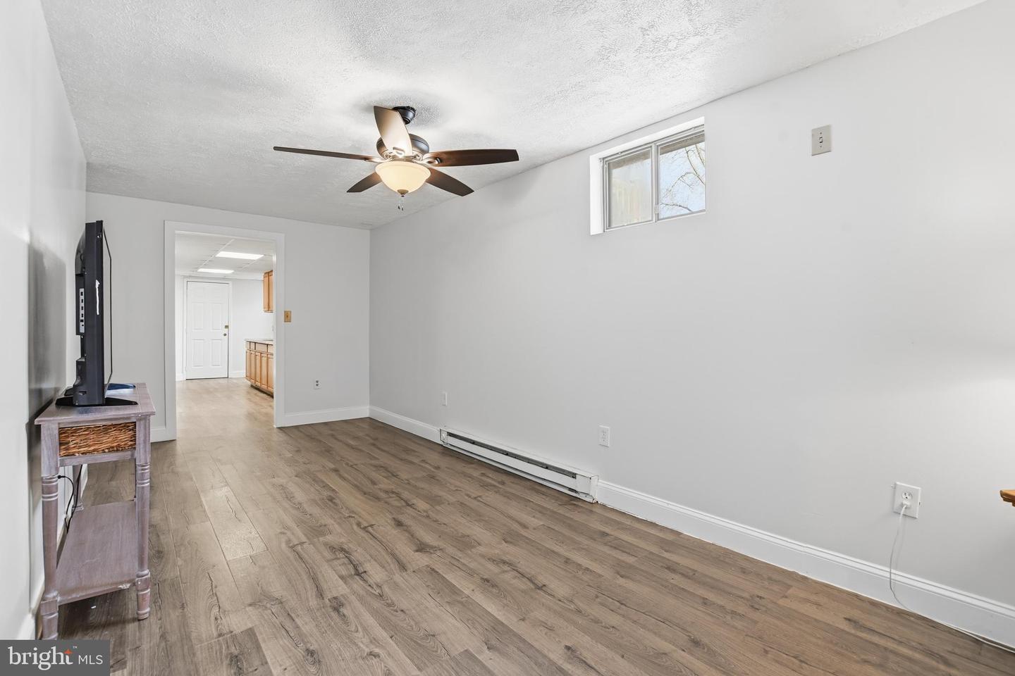 25-A S BERLIN PIKE, LOVETTSVILLE, Virginia 20180, 2 Bedrooms Bedrooms, ,3 BathroomsBathrooms,Residential,For sale,25-A S BERLIN PIKE,VALO2112288 MLS # VALO2112288