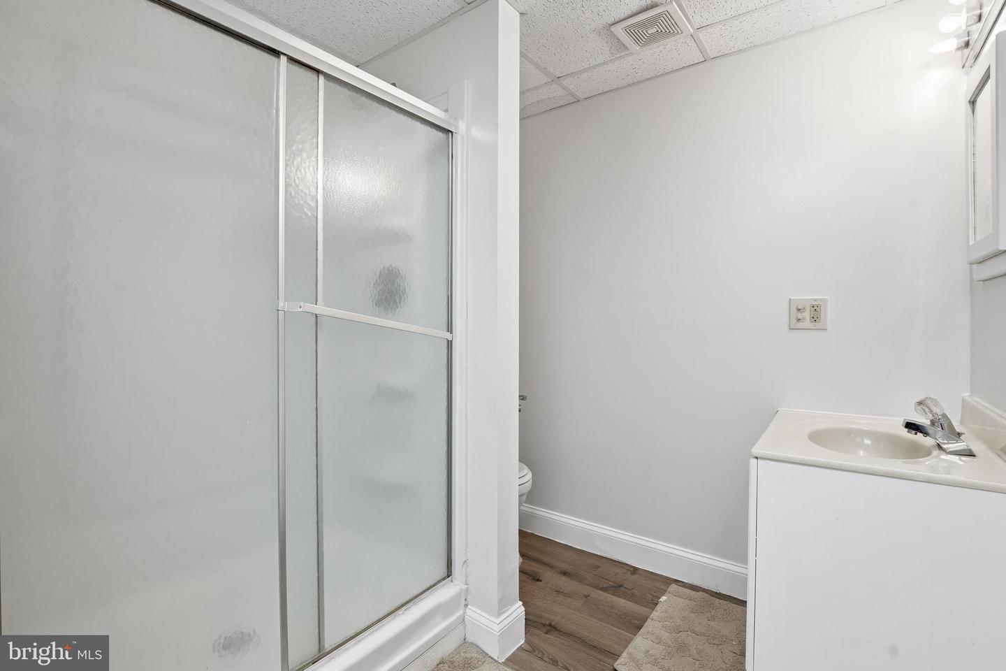 25-A S BERLIN PIKE, LOVETTSVILLE, Virginia 20180, 2 Bedrooms Bedrooms, ,3 BathroomsBathrooms,Residential,For sale,25-A S BERLIN PIKE,VALO2112288 MLS # VALO2112288