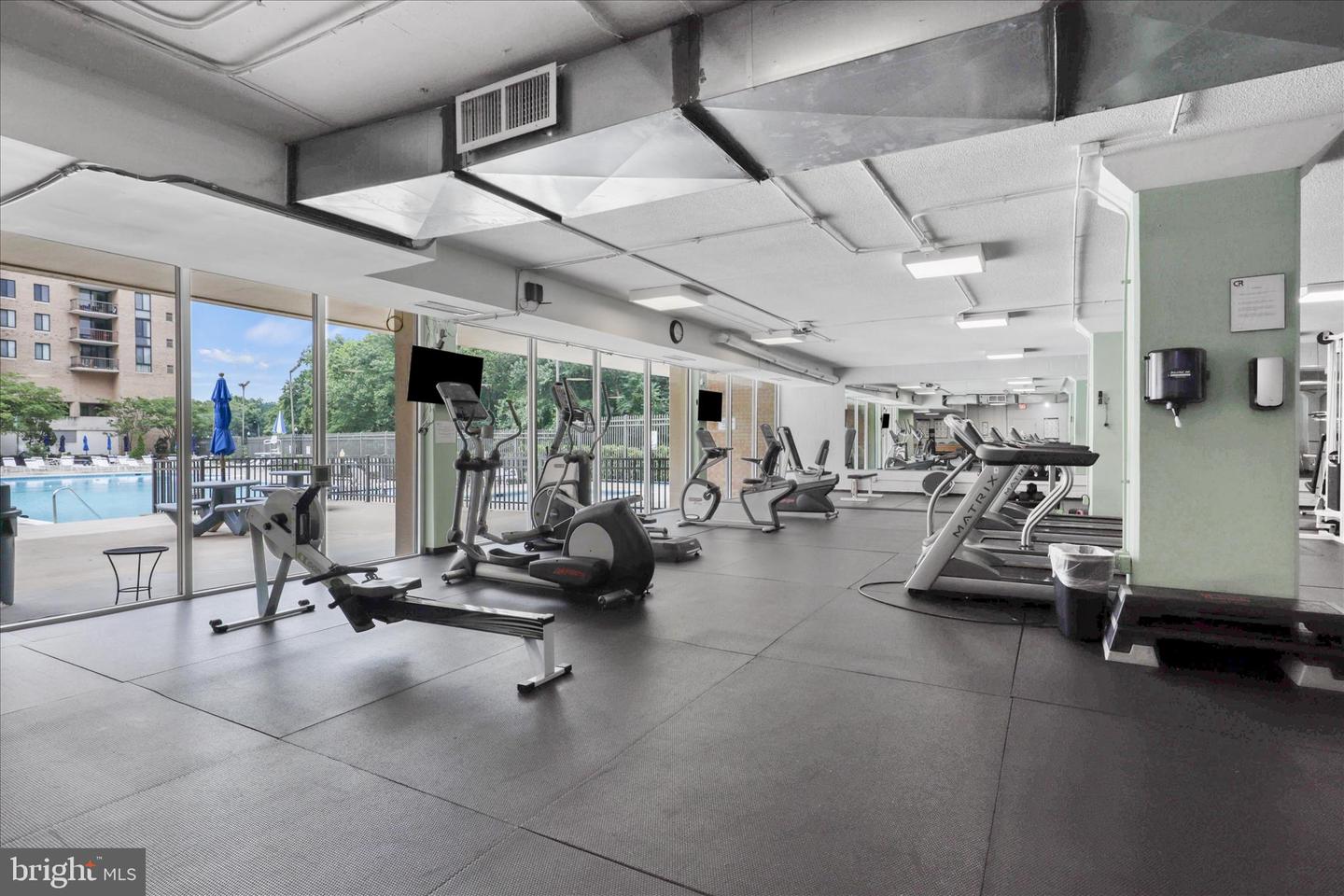 4600 S FOUR MILE RUN DR #207, ARLINGTON, Virginia 22204, 1 Bedroom Bedrooms, 5 Rooms Rooms,1 BathroomBathrooms,Residential,For sale,4600 S FOUR MILE RUN DR #207,VAAR2066872 MLS # VAAR2066872 4600 S FOUR MILE RUN DR #207, ARLINGTON, Virginia 22204, 1 Bedroom Bedrooms, 5 Rooms Rooms,1 BathroomBathrooms,Residential,For sale,4600 S FOUR MILE RUN DR #207,VAAR2066872 MLS # VAAR2066872