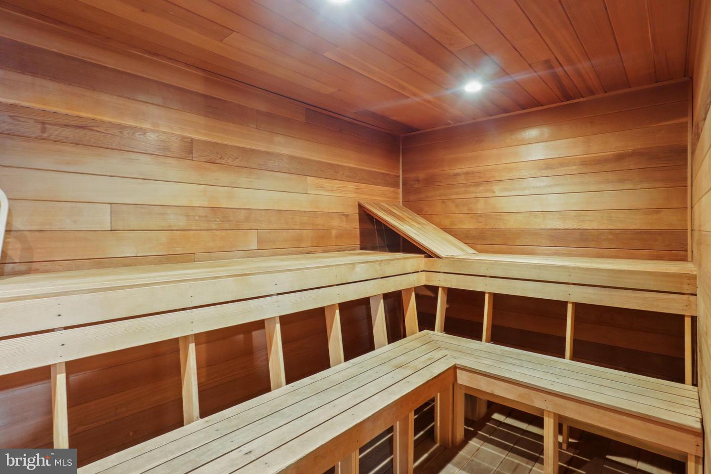 4600 S FOUR MILE RUN DR #207, ARLINGTON, Virginia 22204, 1 Bedroom Bedrooms, 5 Rooms Rooms,1 BathroomBathrooms,Residential,For sale,4600 S FOUR MILE RUN DR #207,VAAR2066872 MLS # VAAR2066872 4600 S FOUR MILE RUN DR #207, ARLINGTON, Virginia 22204, 1 Bedroom Bedrooms, 5 Rooms Rooms,1 BathroomBathrooms,Residential,For sale,4600 S FOUR MILE RUN DR #207,VAAR2066872 MLS # VAAR2066872