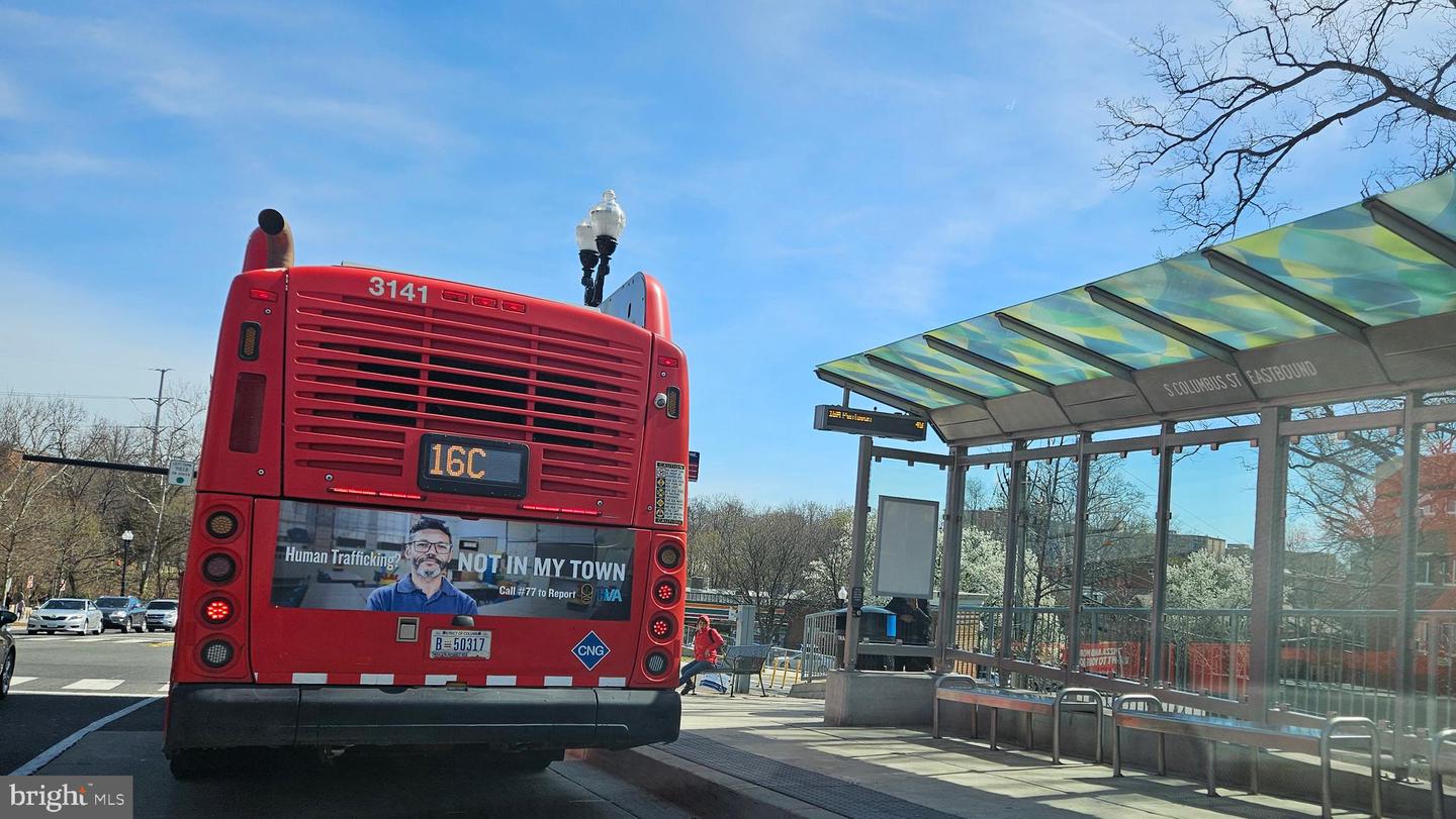 4600 S FOUR MILE RUN DR #207, ARLINGTON, Virginia 22204, 1 Bedroom Bedrooms, 5 Rooms Rooms,1 BathroomBathrooms,Residential,For sale,4600 S FOUR MILE RUN DR #207,VAAR2066872 MLS # VAAR2066872 4600 S FOUR MILE RUN DR #207, ARLINGTON, Virginia 22204, 1 Bedroom Bedrooms, 5 Rooms Rooms,1 BathroomBathrooms,Residential,For sale,4600 S FOUR MILE RUN DR #207,VAAR2066872 MLS # VAAR2066872